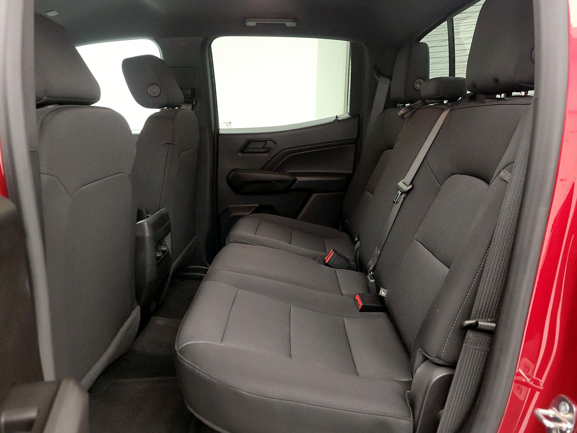 Thumbnail: 2023 Chevrolet Colorado - 18