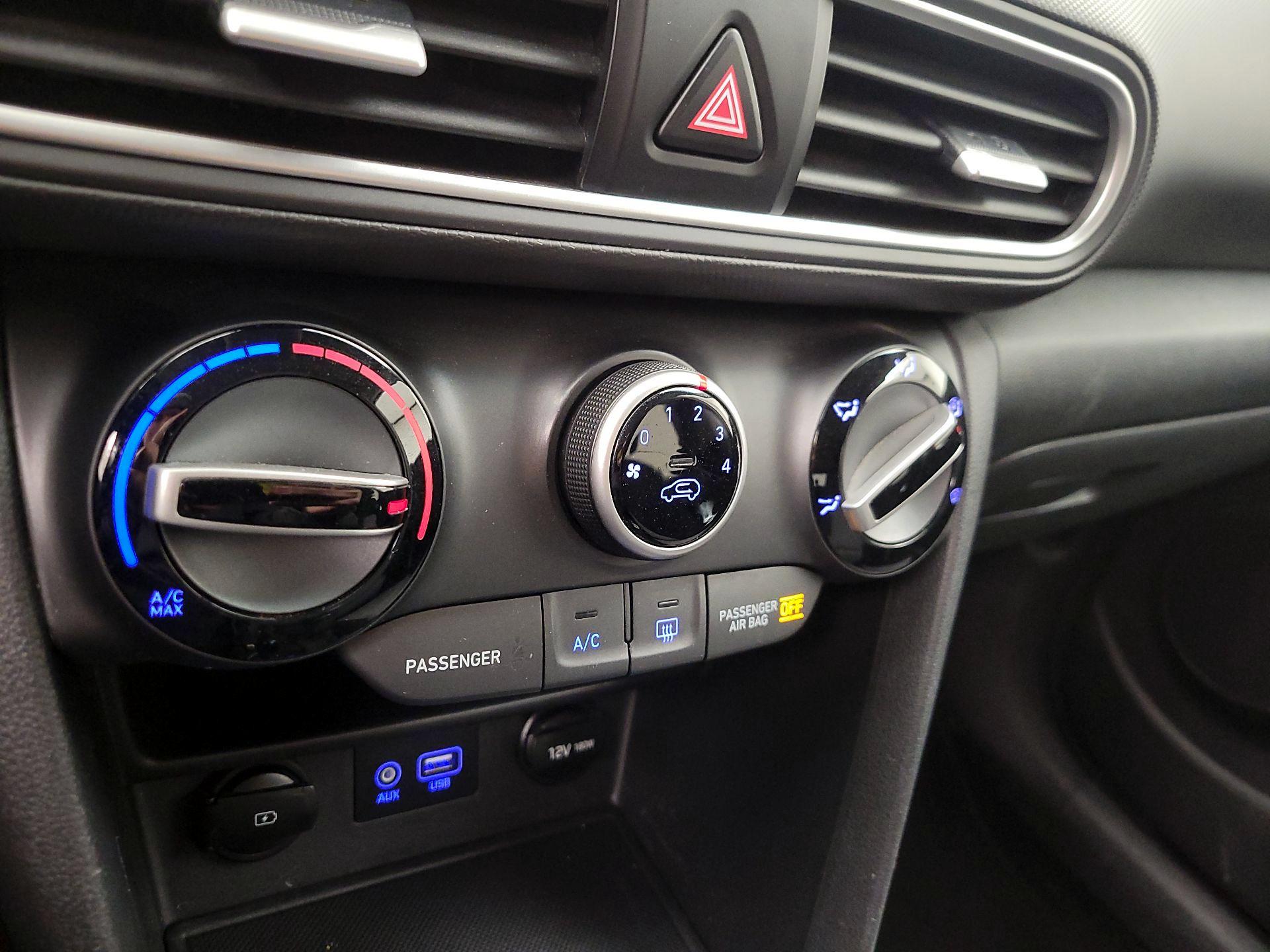 Thumbnail: 2019 Hyundai Kona - 16