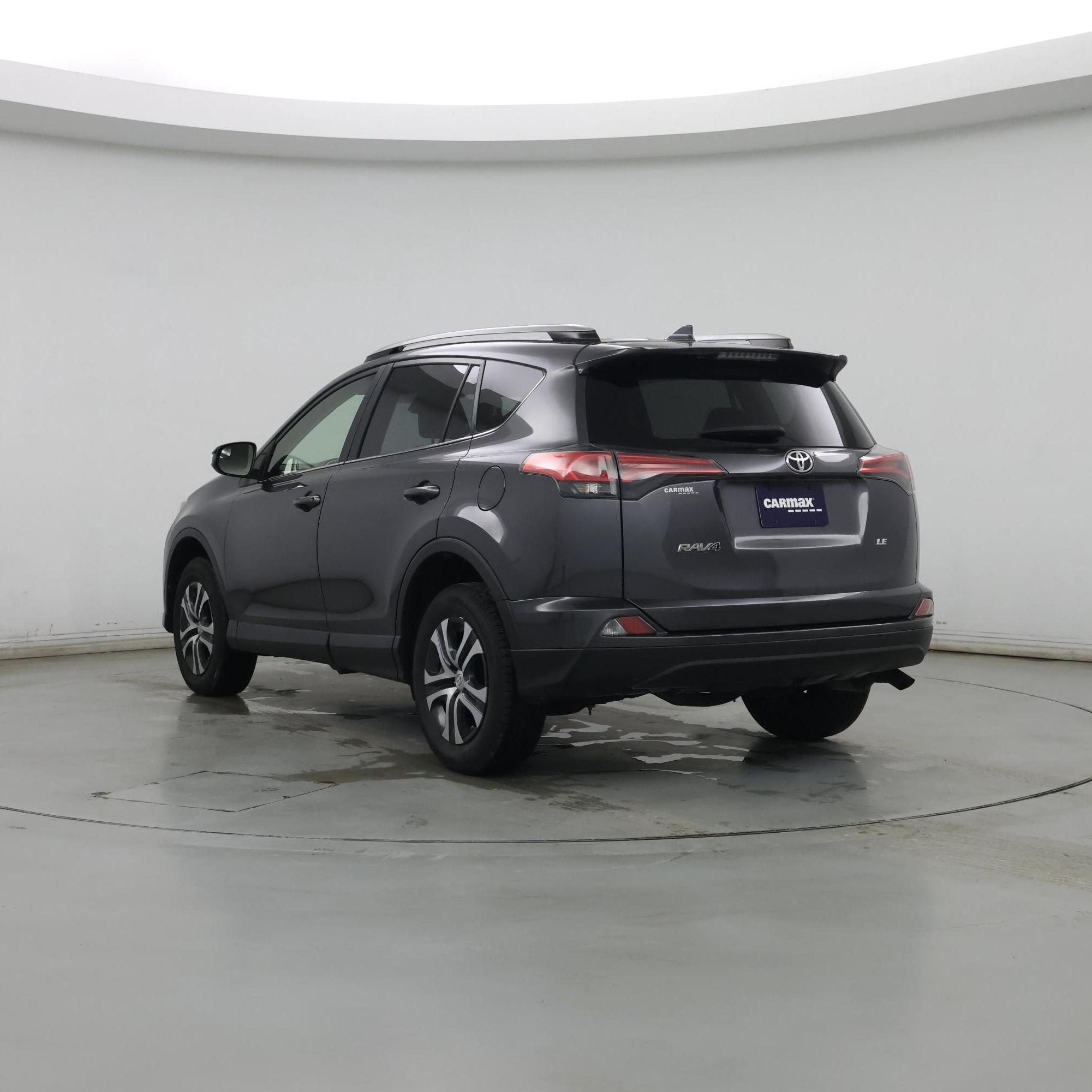 Thumbnail: 2018 Toyota RAV4 - 2