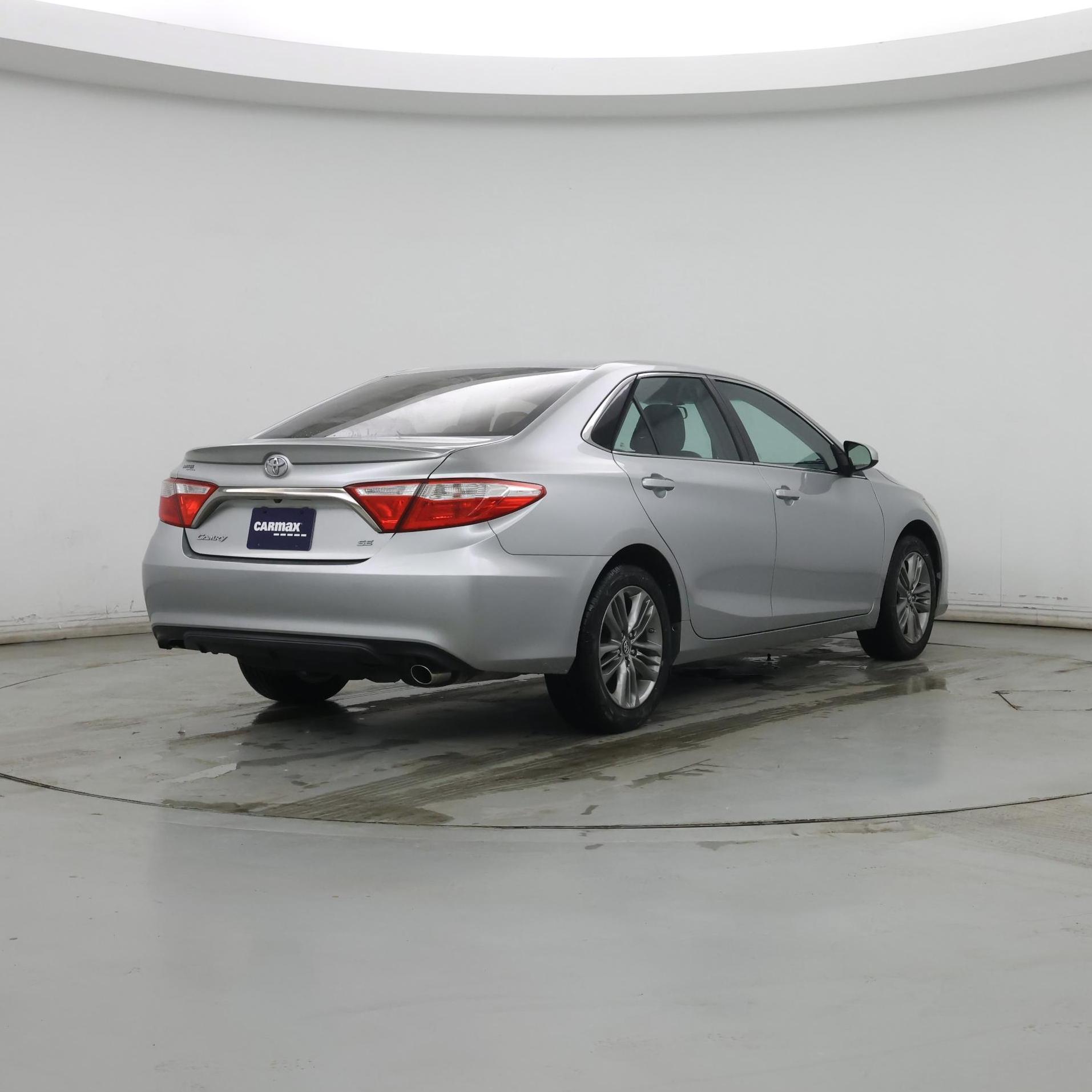 Thumbnail: 2016 Toyota Camry - 8