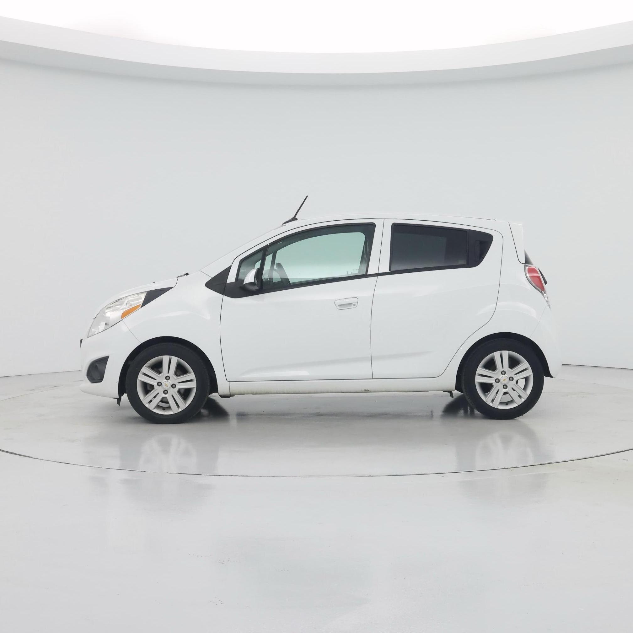 Thumbnail: 2015 Chevrolet Spark - 3