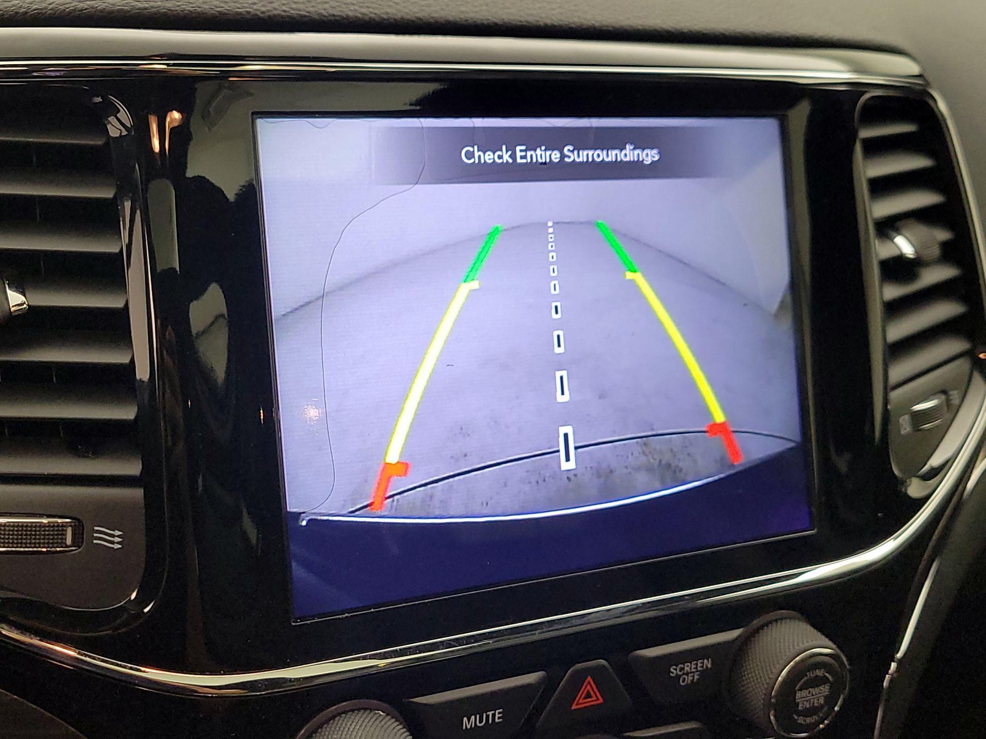 Thumbnail: 2020 Jeep Grand Cherokee - 15