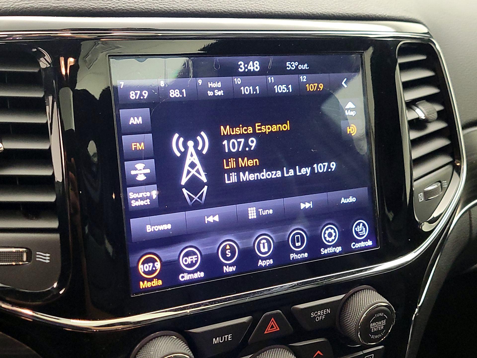 Thumbnail: 2020 Jeep Grand Cherokee - 16