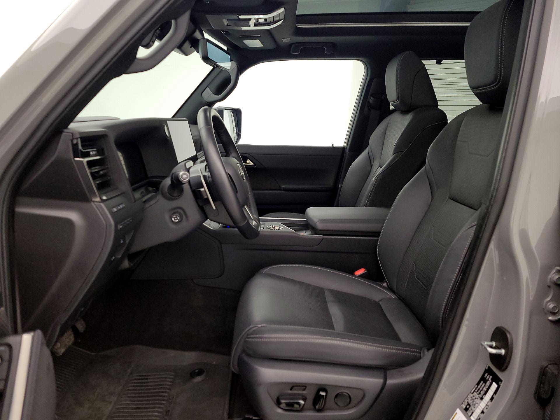 Thumbnail: 2024 Lexus GX - 11