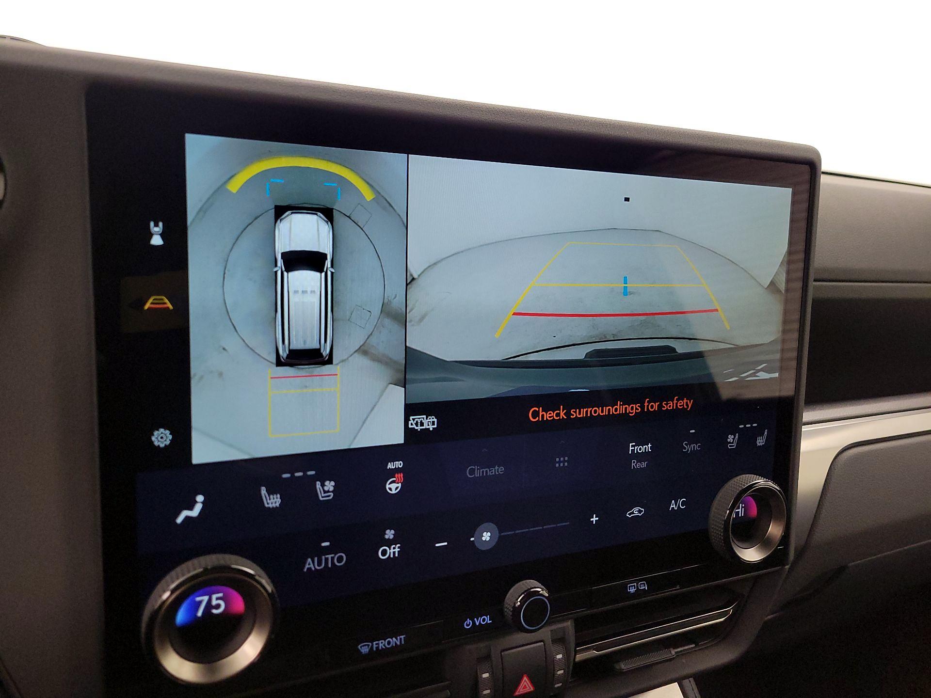 Thumbnail: 2024 Lexus GX - 15