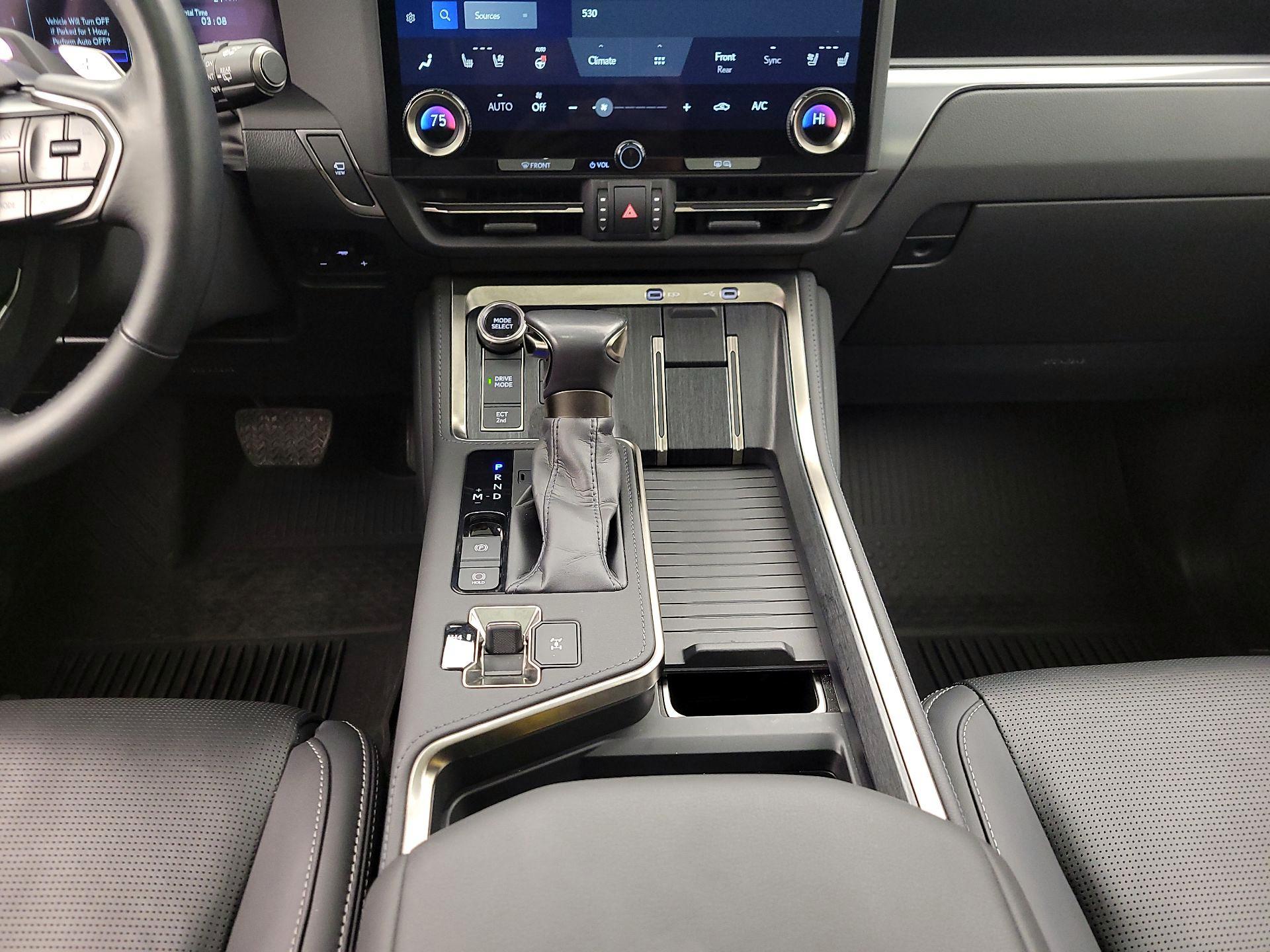 Thumbnail: 2024 Lexus GX - 18