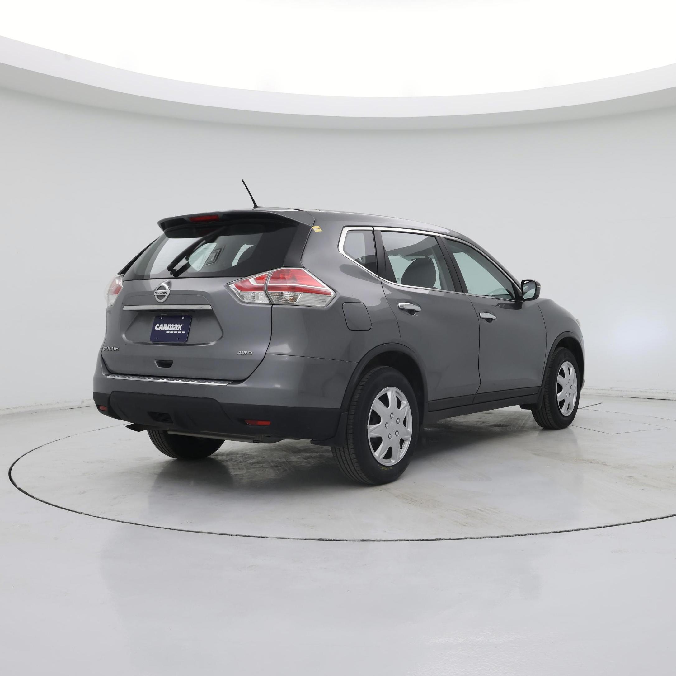 Thumbnail: 2015 Nissan Rogue - 8