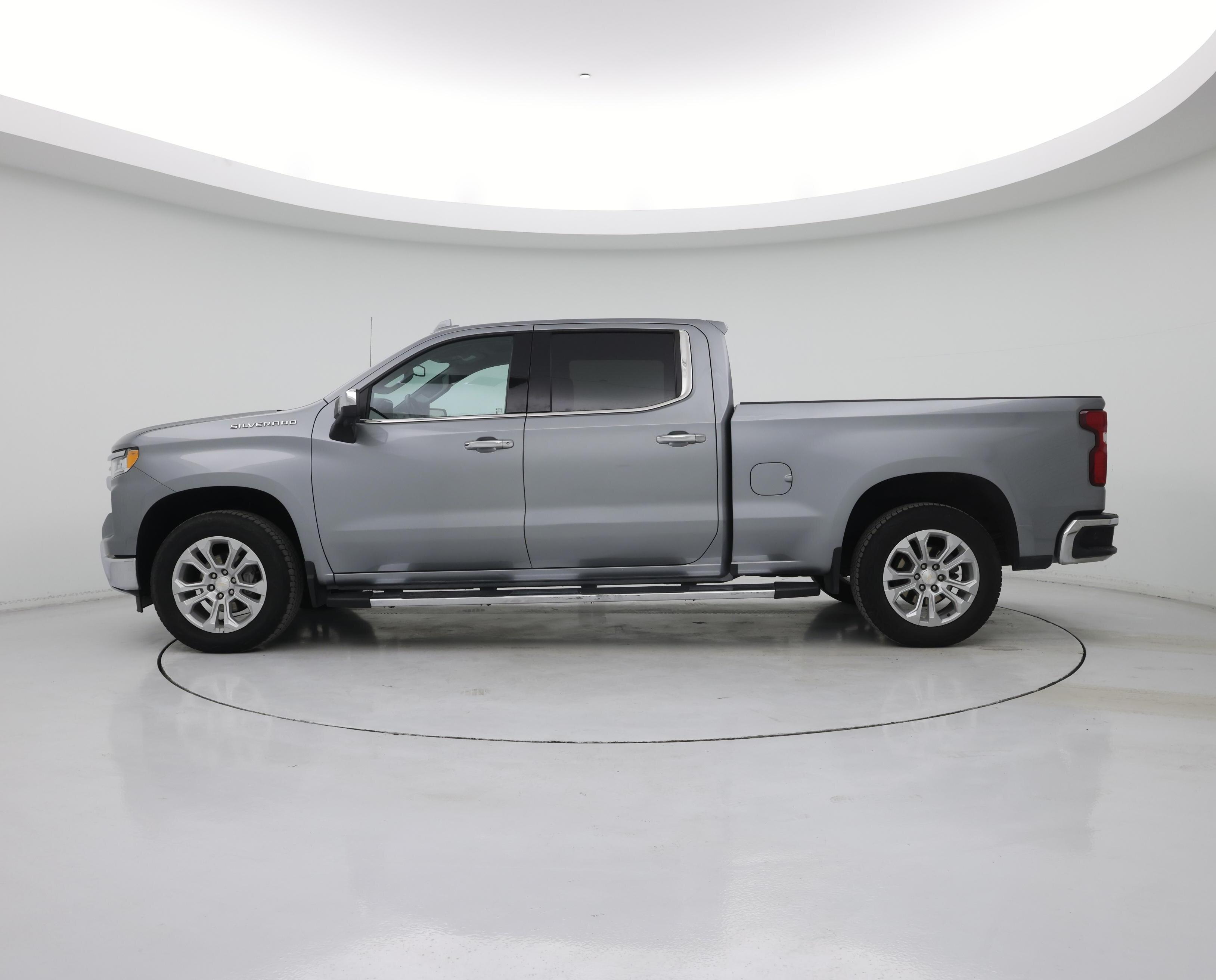 Thumbnail: 2023 Chevrolet Silverado 1500 - 3