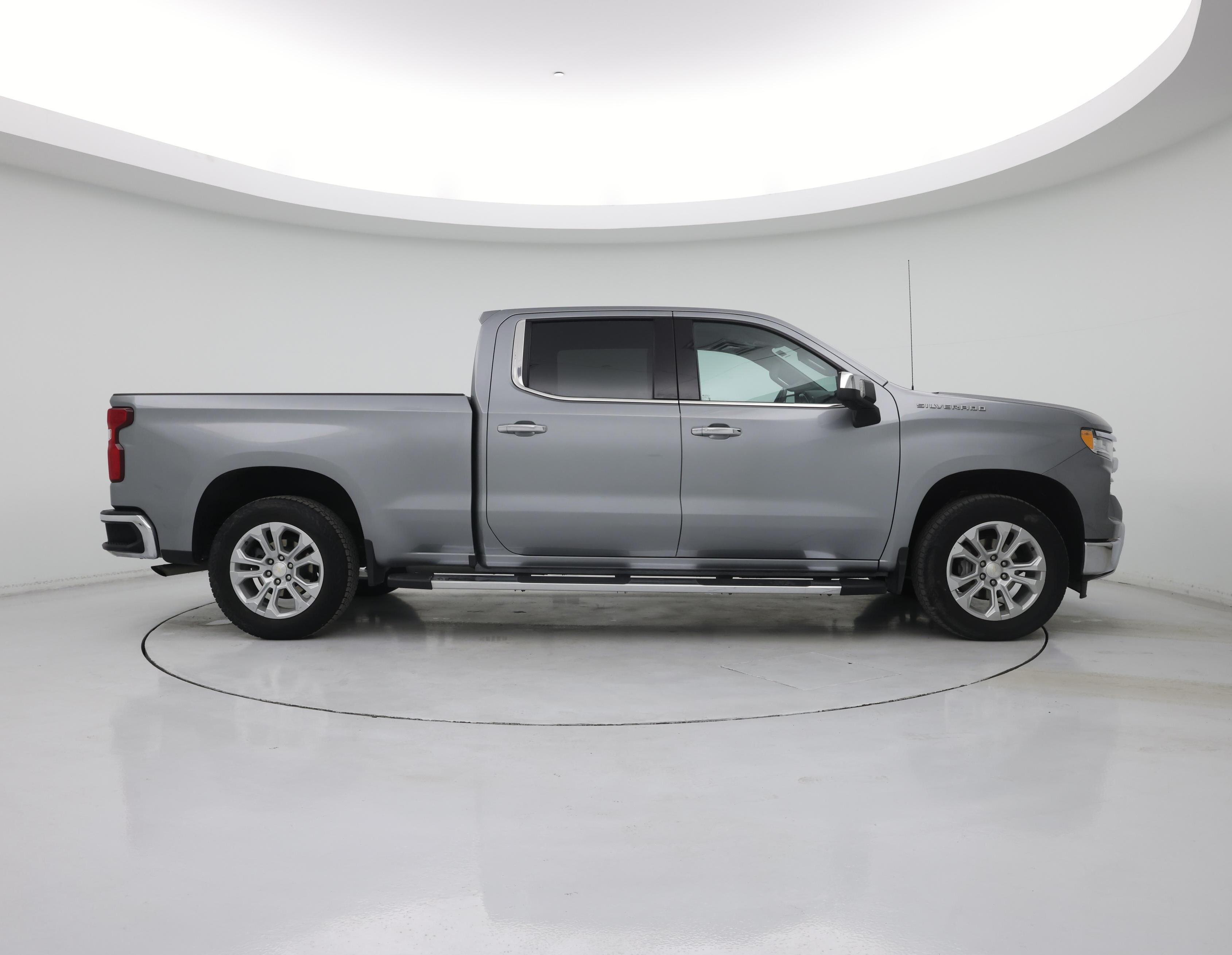 Thumbnail: 2023 Chevrolet Silverado 1500 - 7