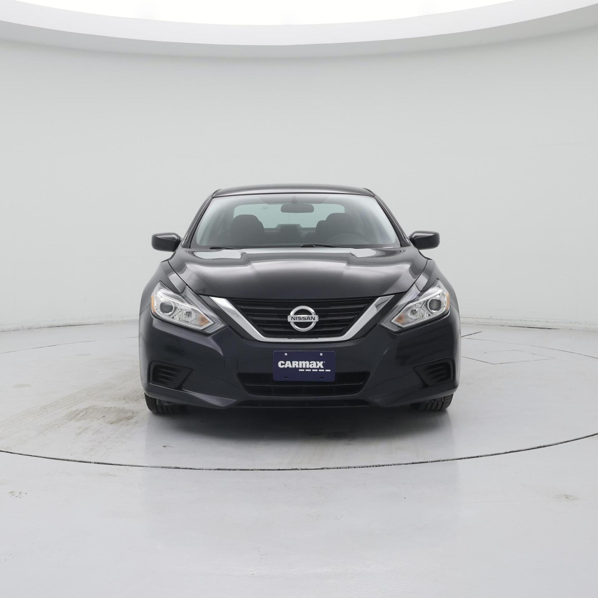 Thumbnail: 2017 Nissan Altima - 5