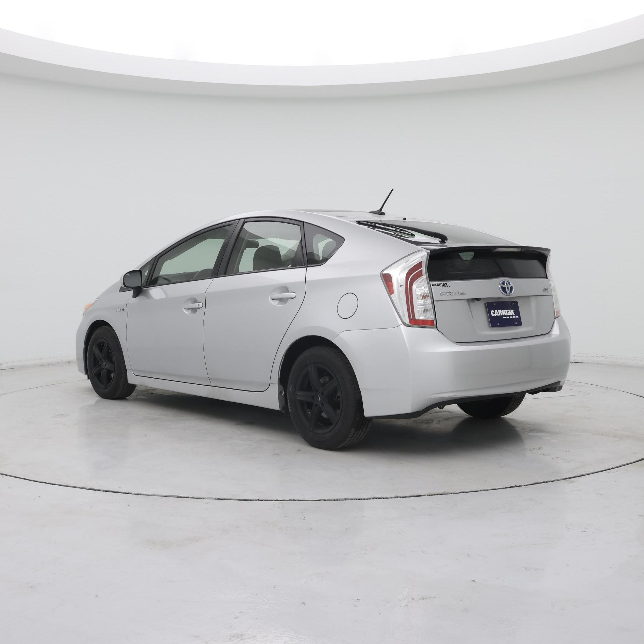 Thumbnail: 2014 Toyota Prius - 3
