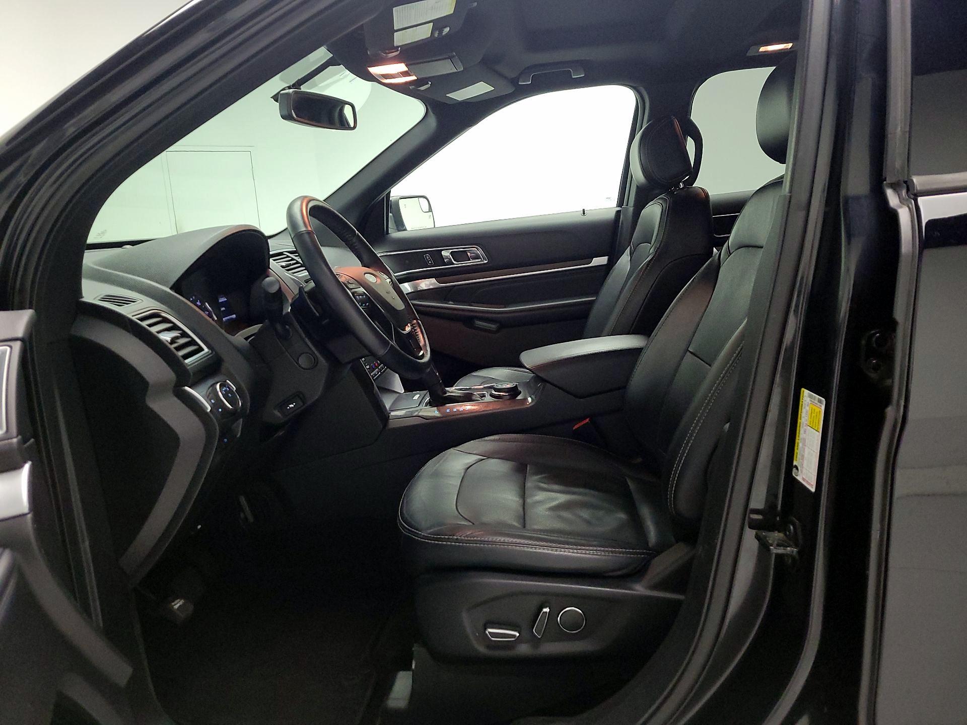 Thumbnail: 2017 Ford Explorer - 11