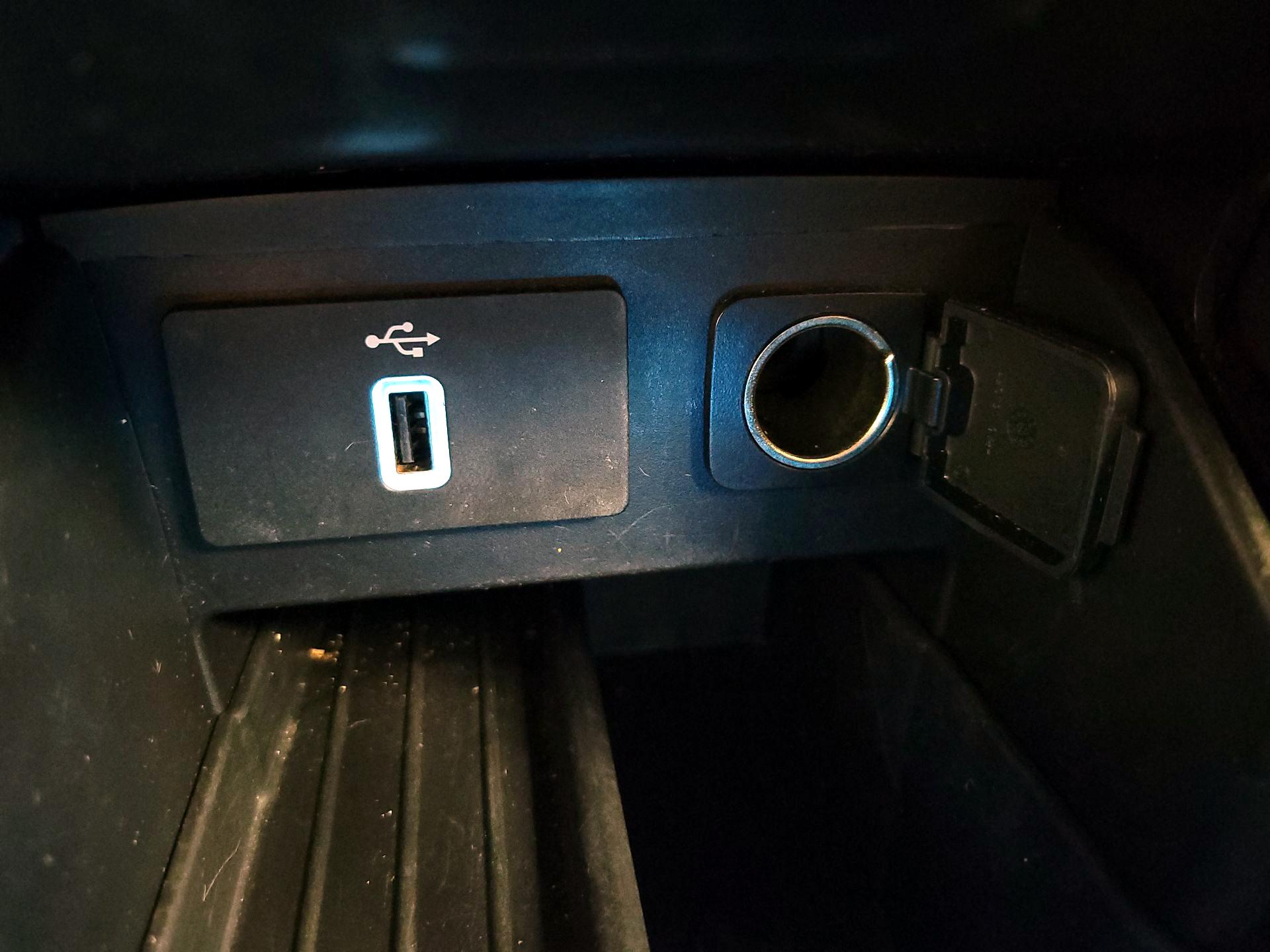 Thumbnail: 2017 Ford Explorer - 19