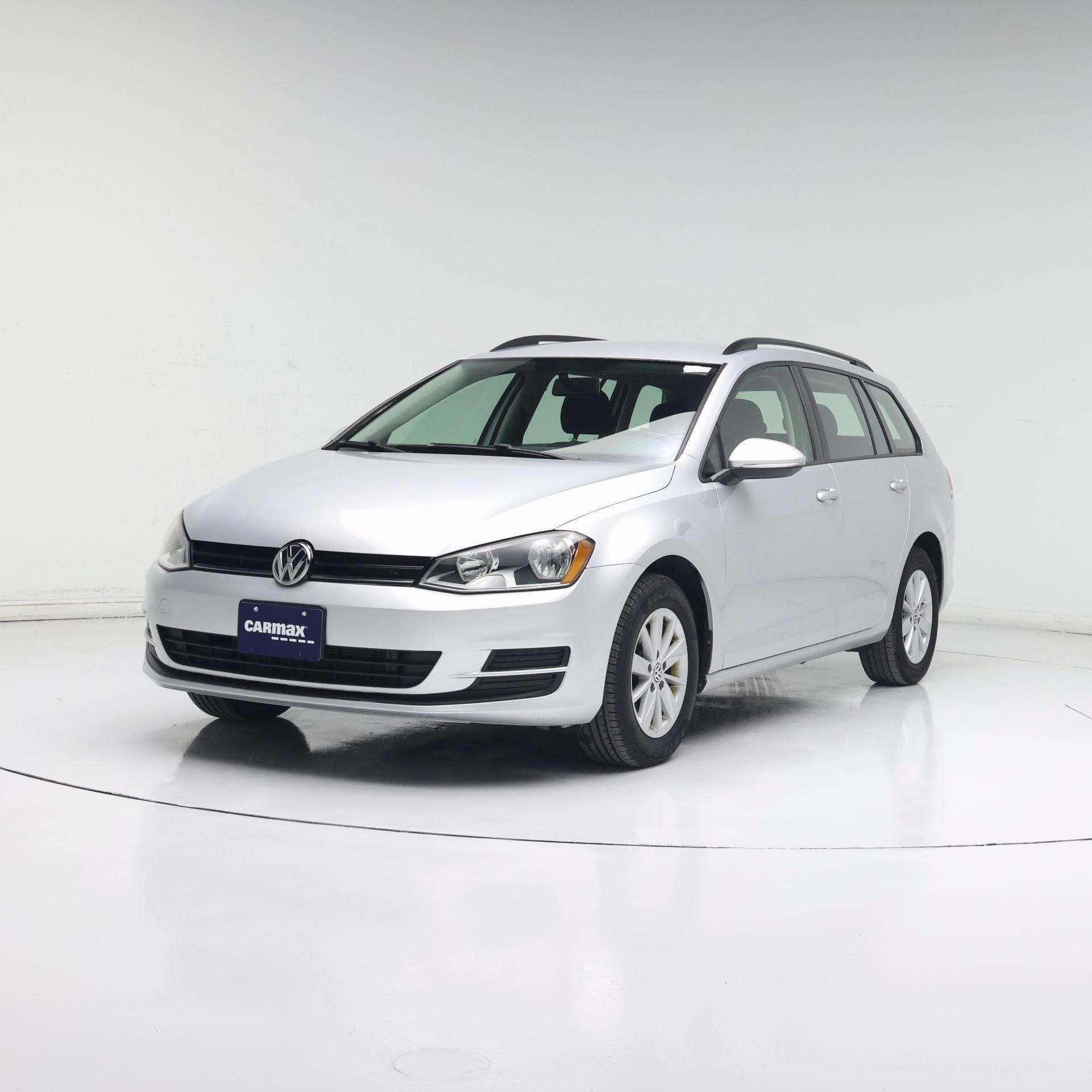 Thumbnail: 2016 Volkswagen Golf - 4
