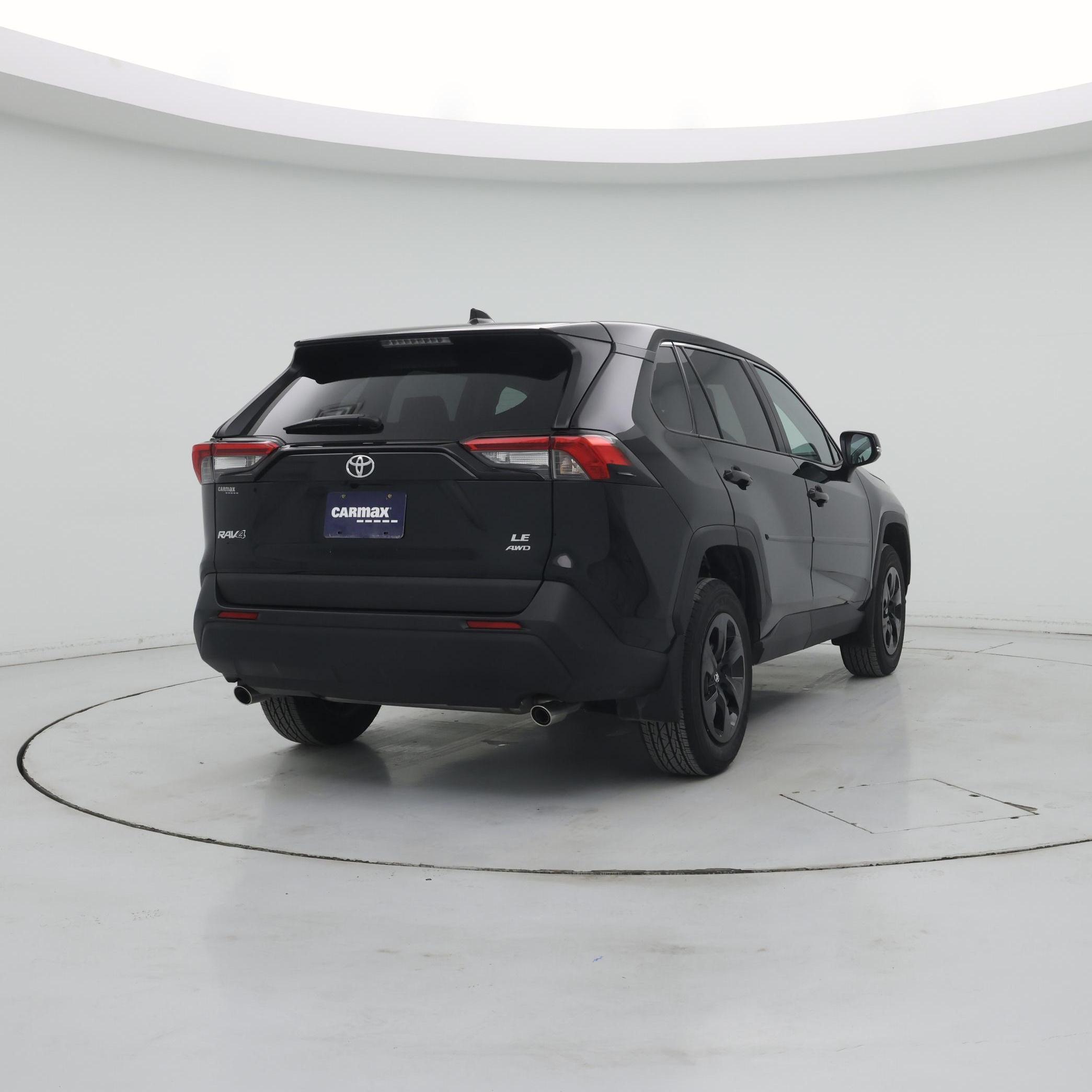 Thumbnail: 2025 Toyota RAV4 - 8