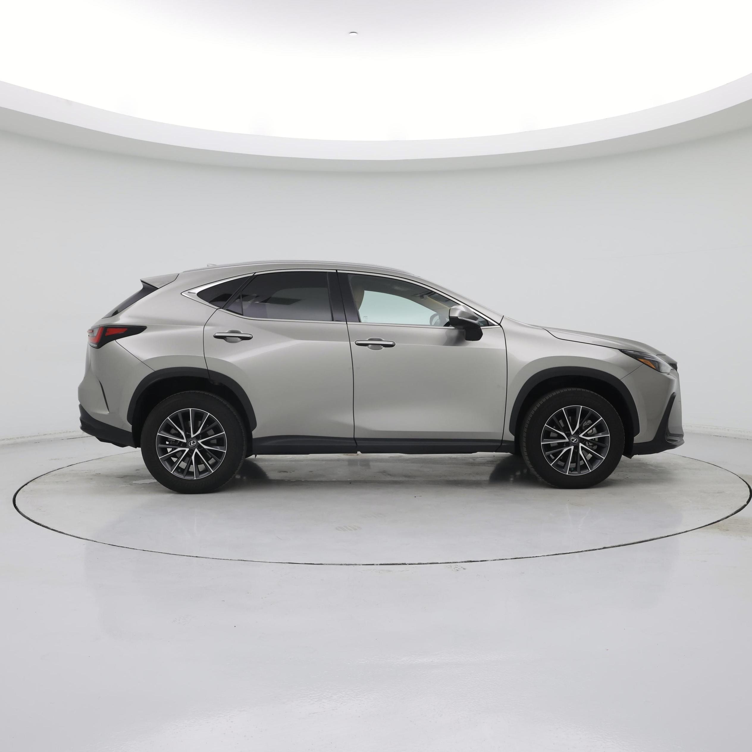 Thumbnail: 2023 Lexus NX - 7