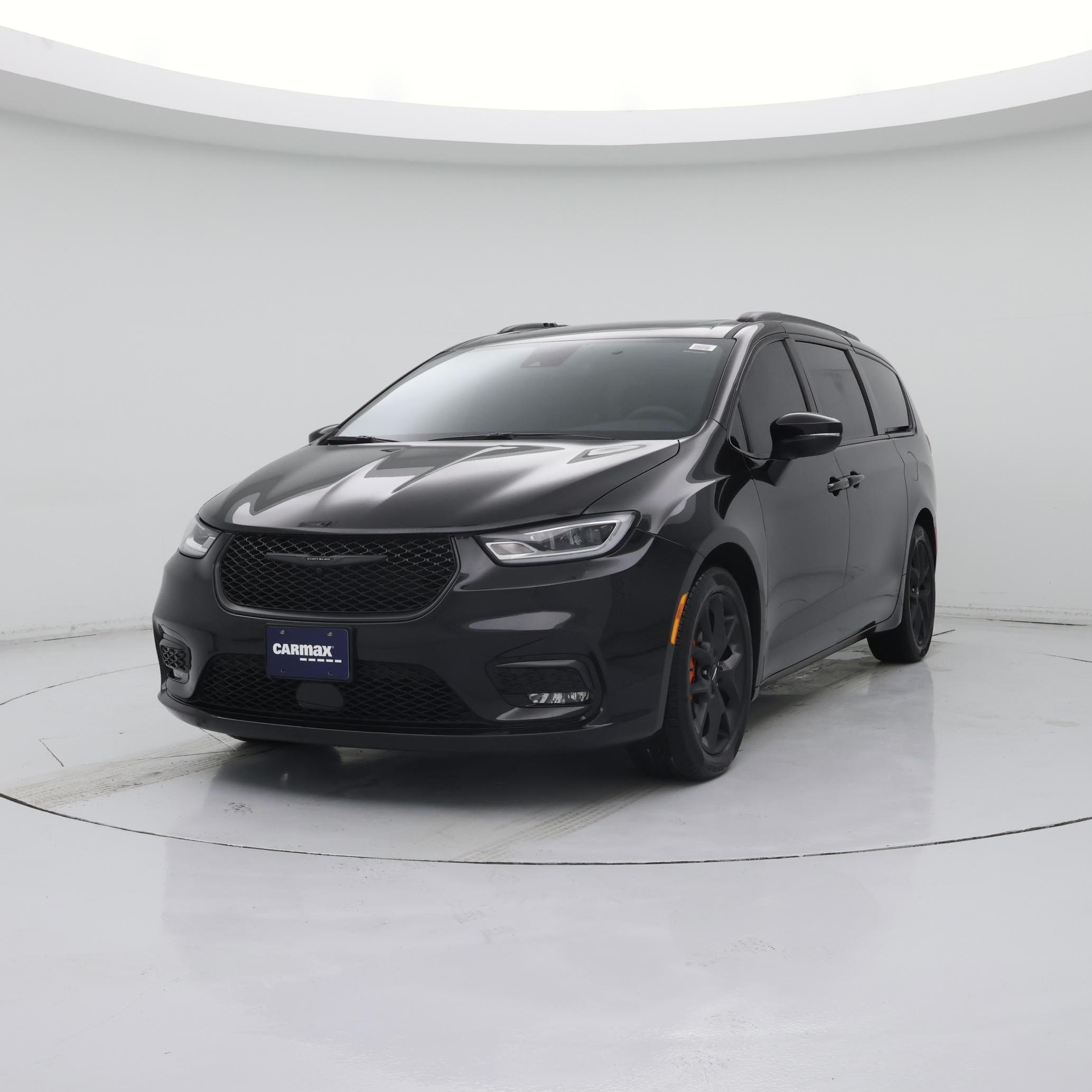 Thumbnail: 2023 Chrysler Pacifica - 4