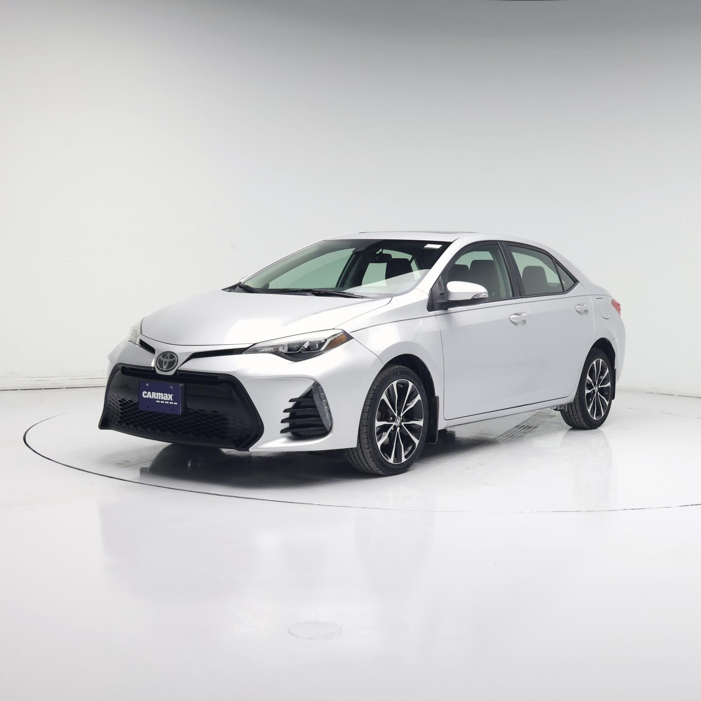 Thumbnail: 2017 Toyota Corolla - 4