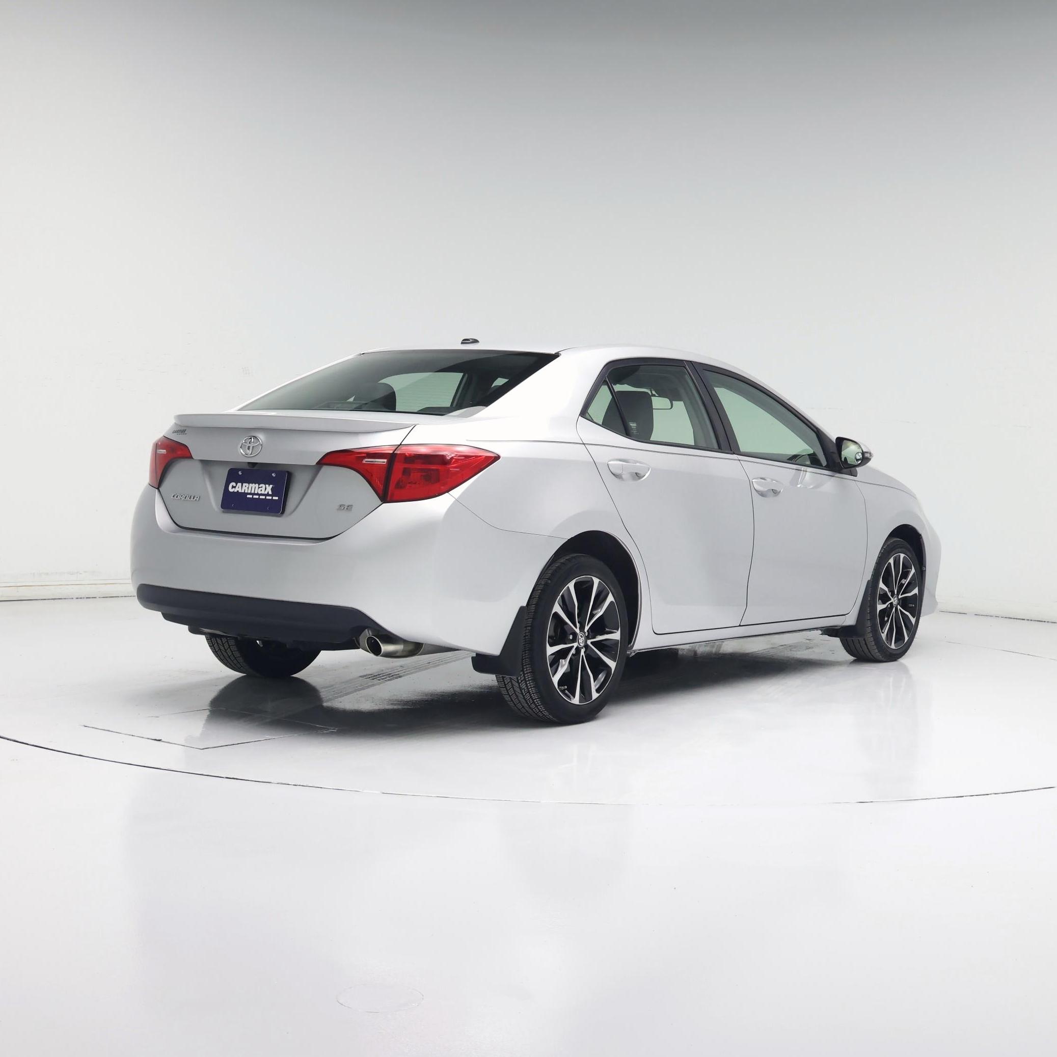 Thumbnail: 2017 Toyota Corolla - 8