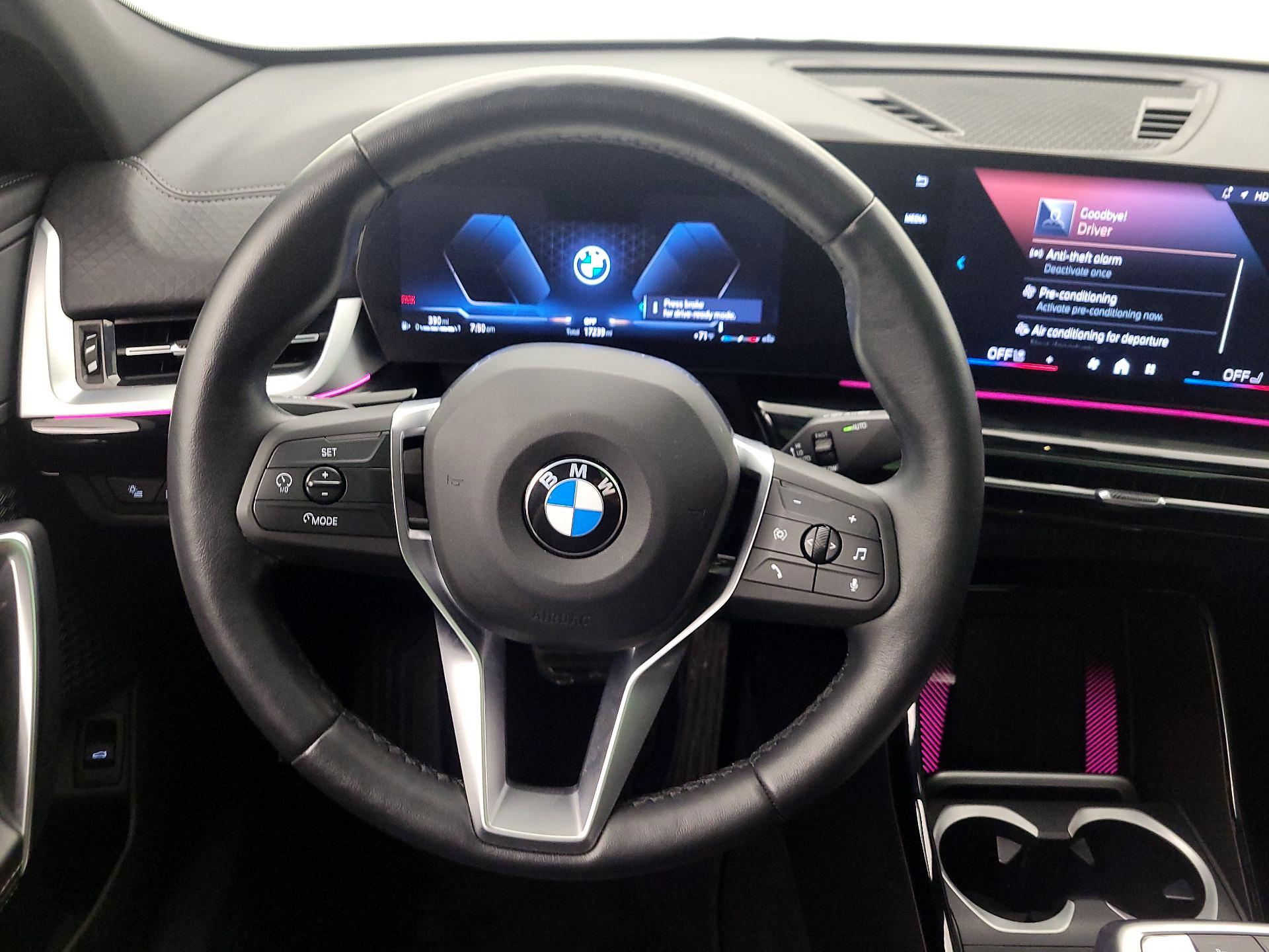 Thumbnail: 2025 BMW X2 - 10