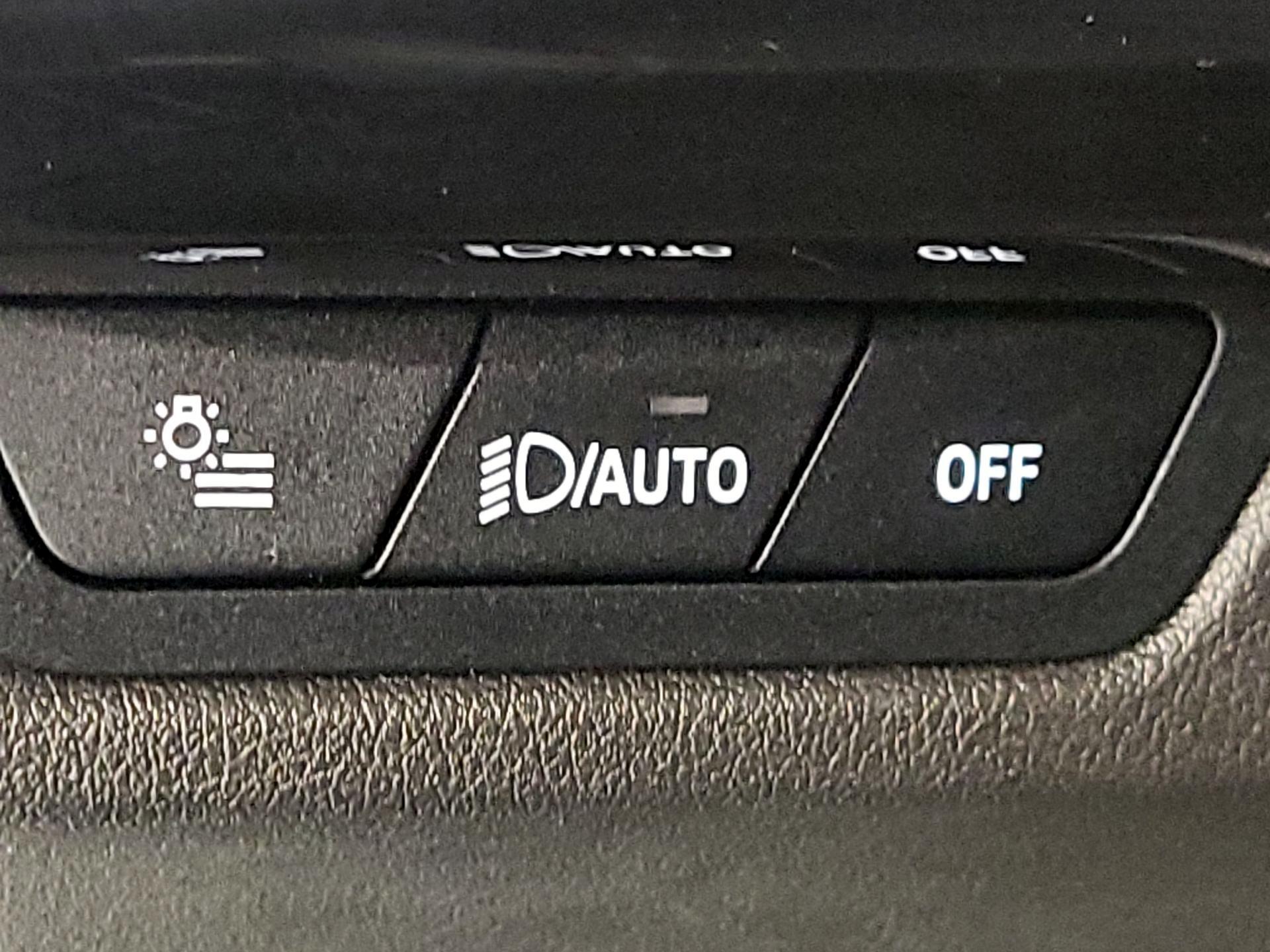 Thumbnail: 2025 BMW X2 - 13