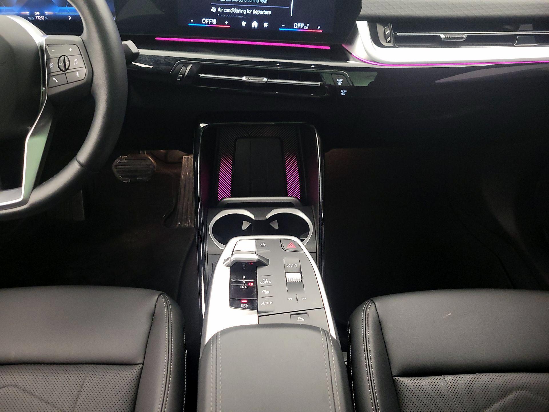 Thumbnail: 2025 BMW X2 - 17