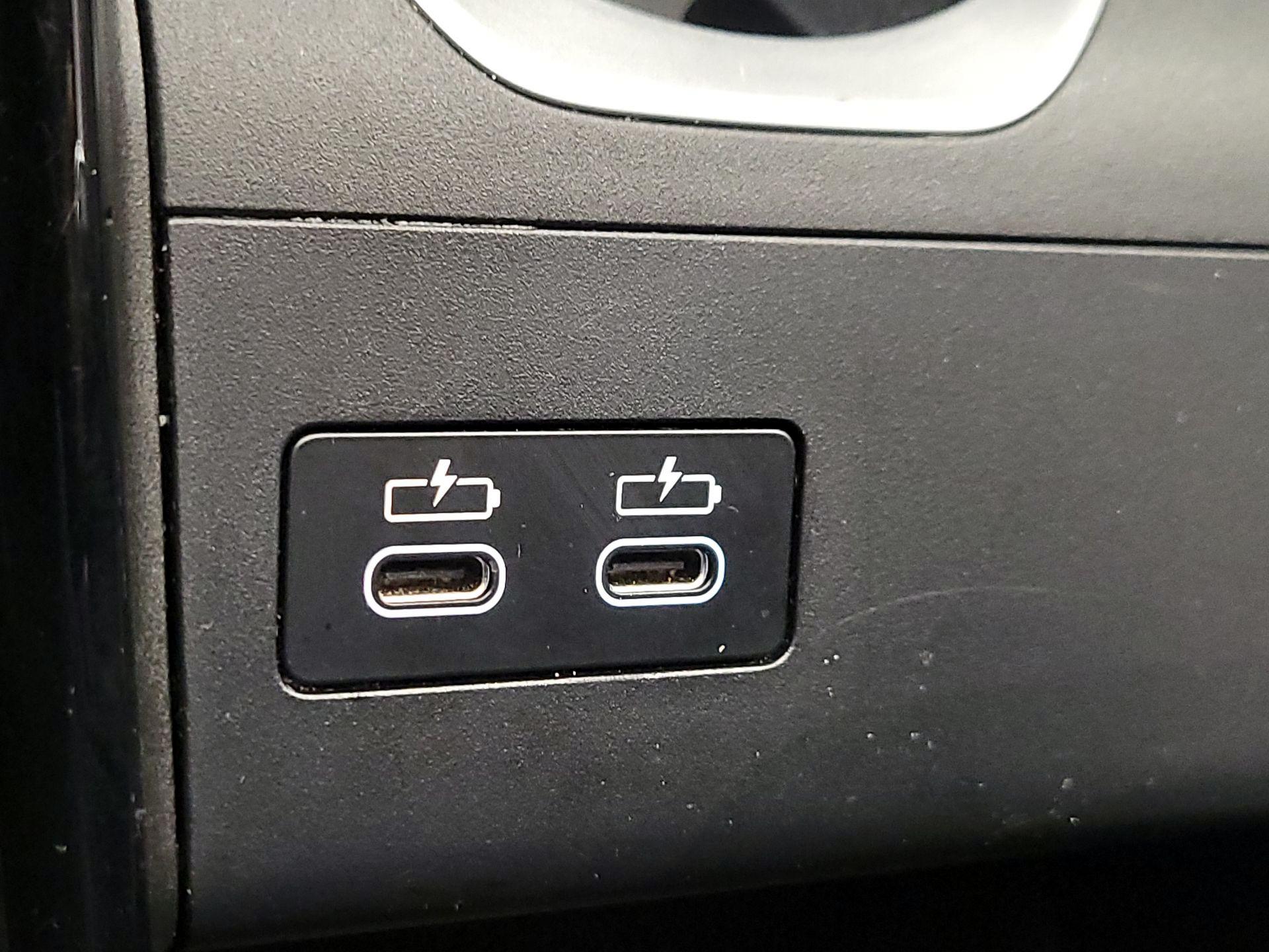 Thumbnail: 2025 BMW X2 - 18