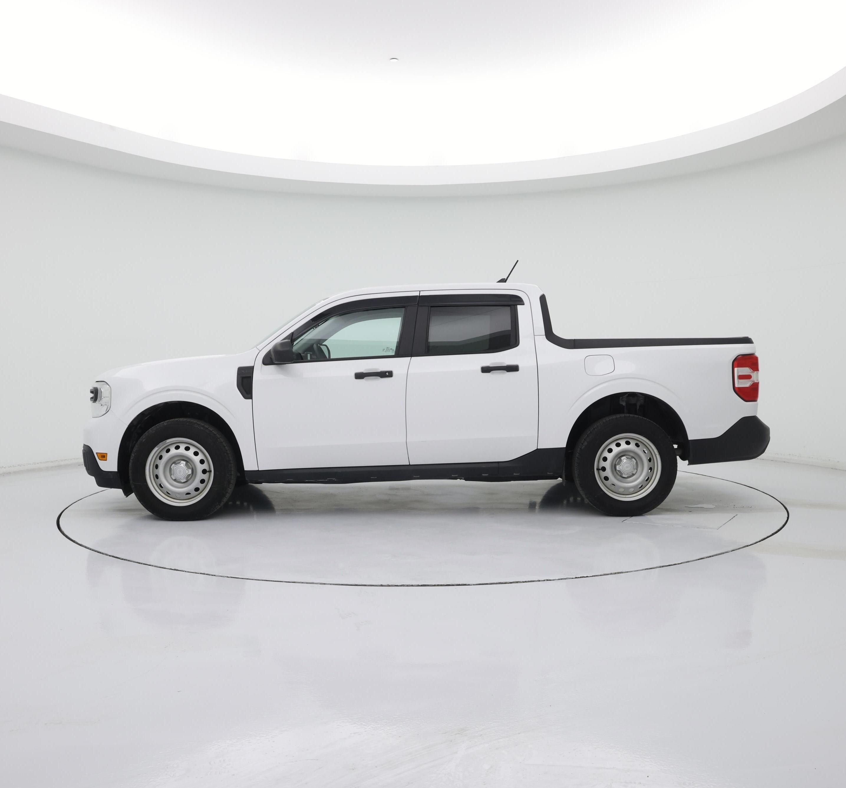 Thumbnail: 2022 Ford Maverick - 3