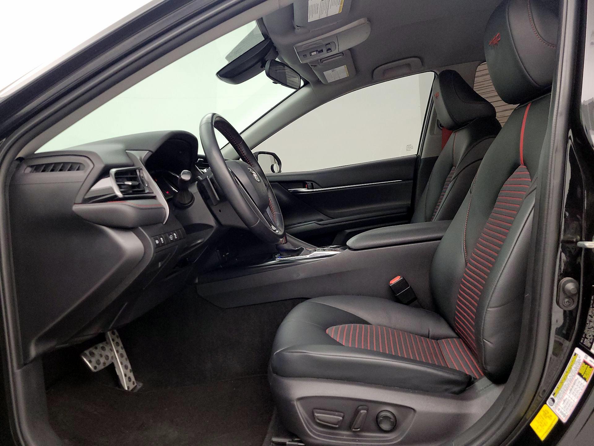 Thumbnail: 2020 Toyota Camry - 11