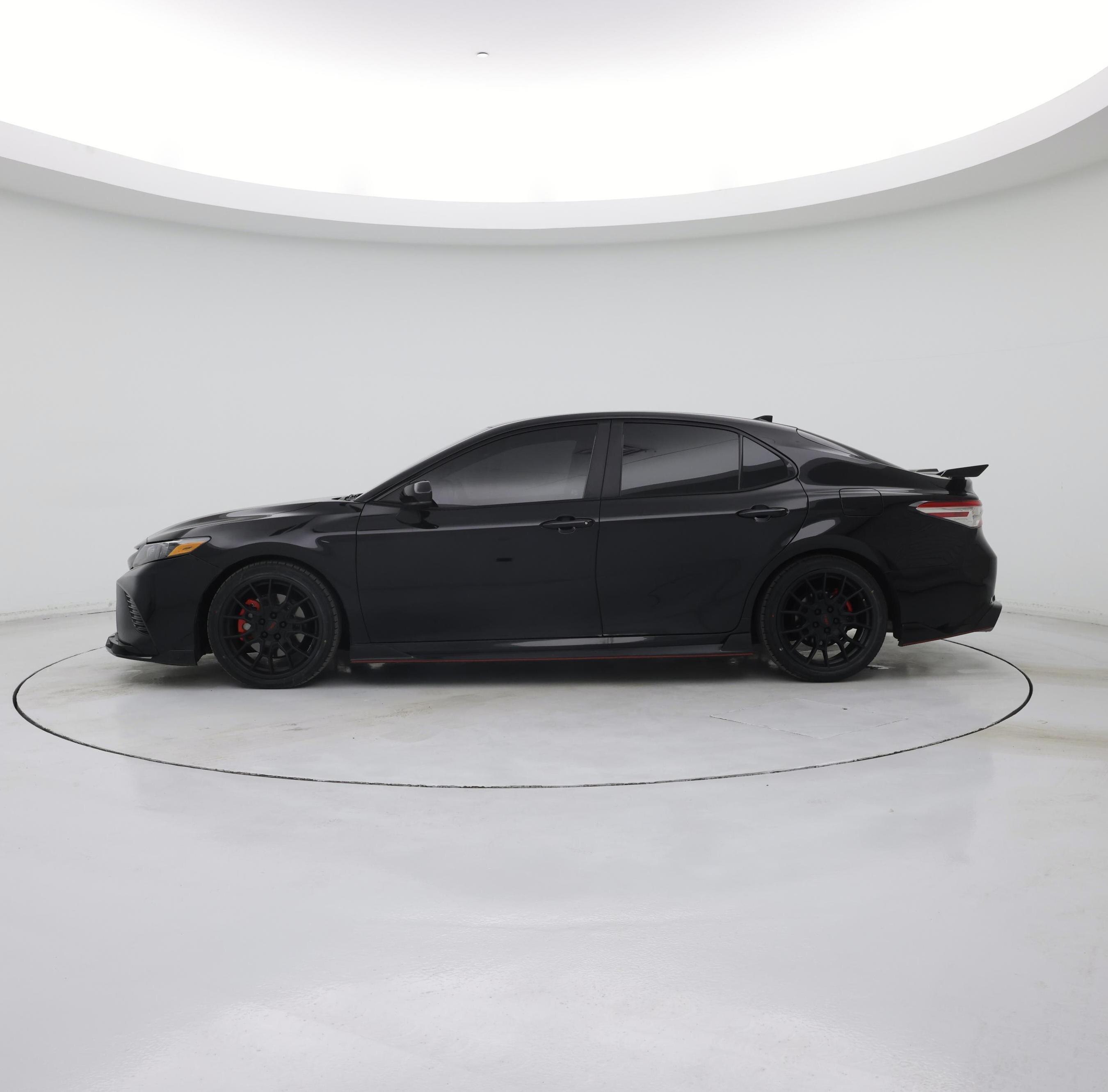 Thumbnail: 2020 Toyota Camry - 3