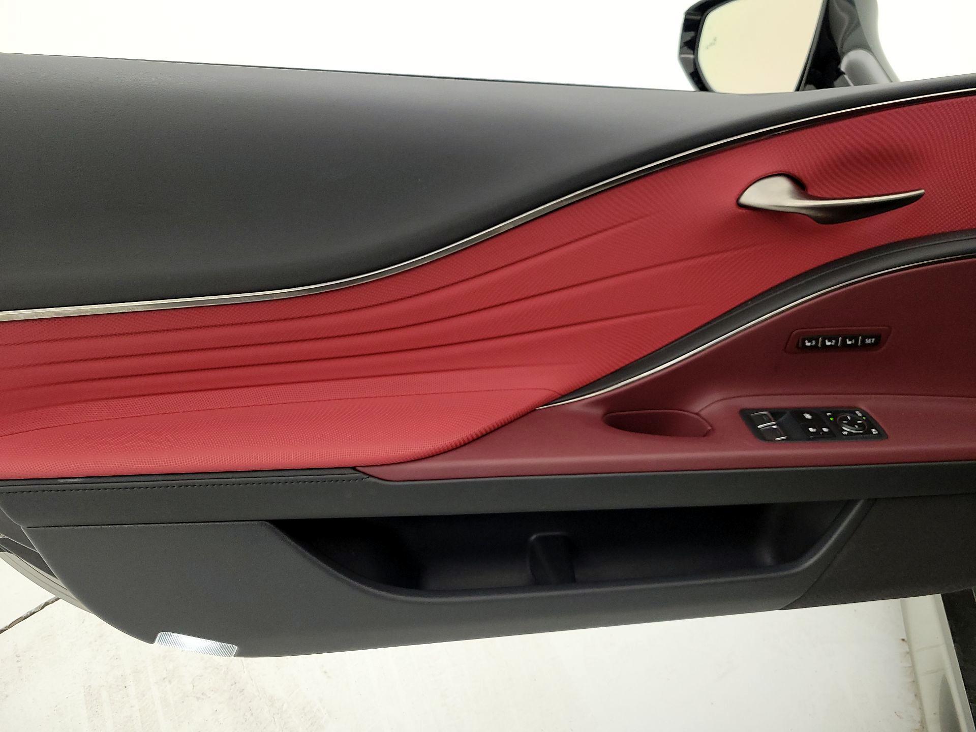 Thumbnail: 2021 Lexus LC - 12