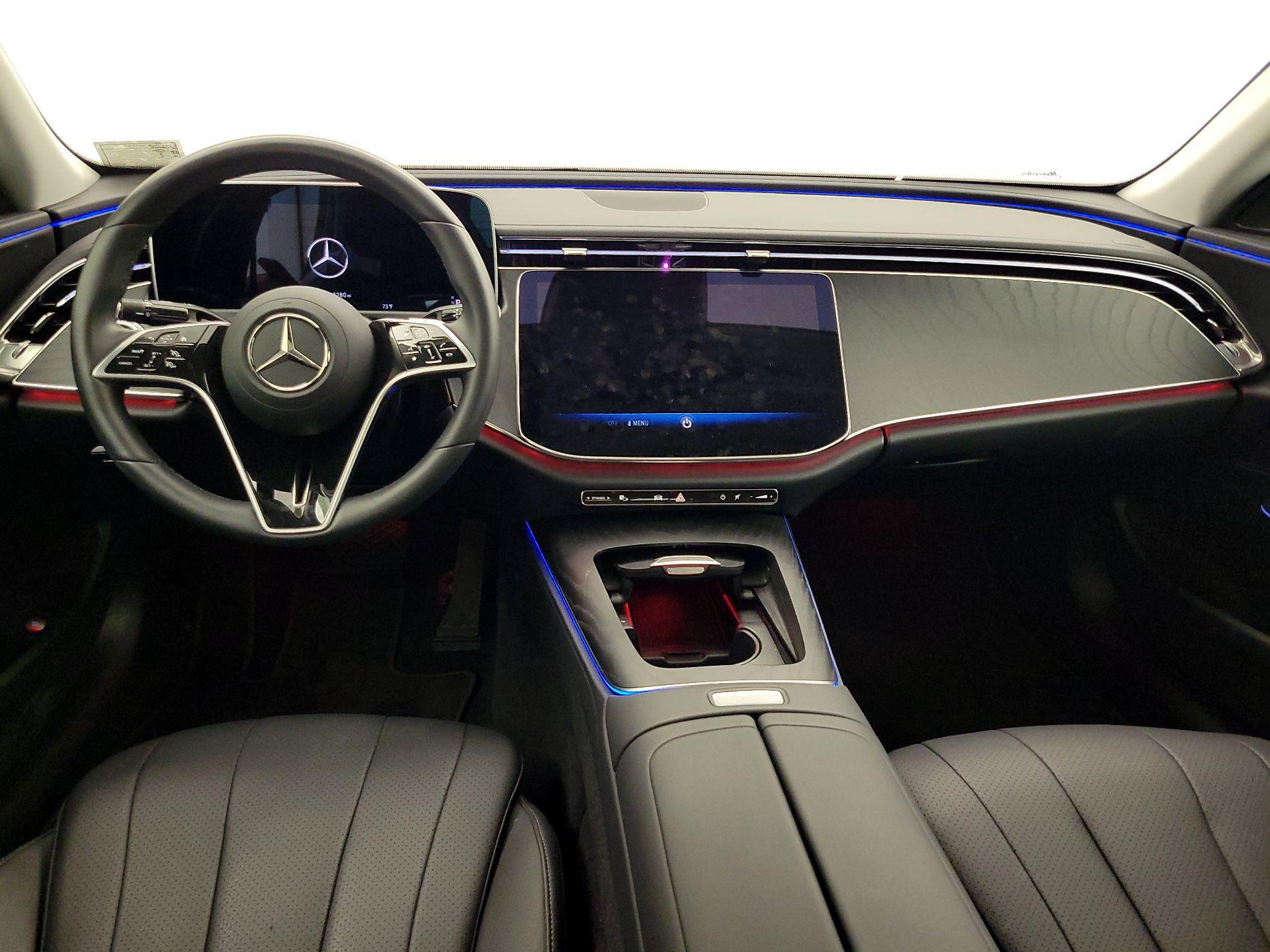 Thumbnail: 2024 Mercedes-Benz E-Class - 9