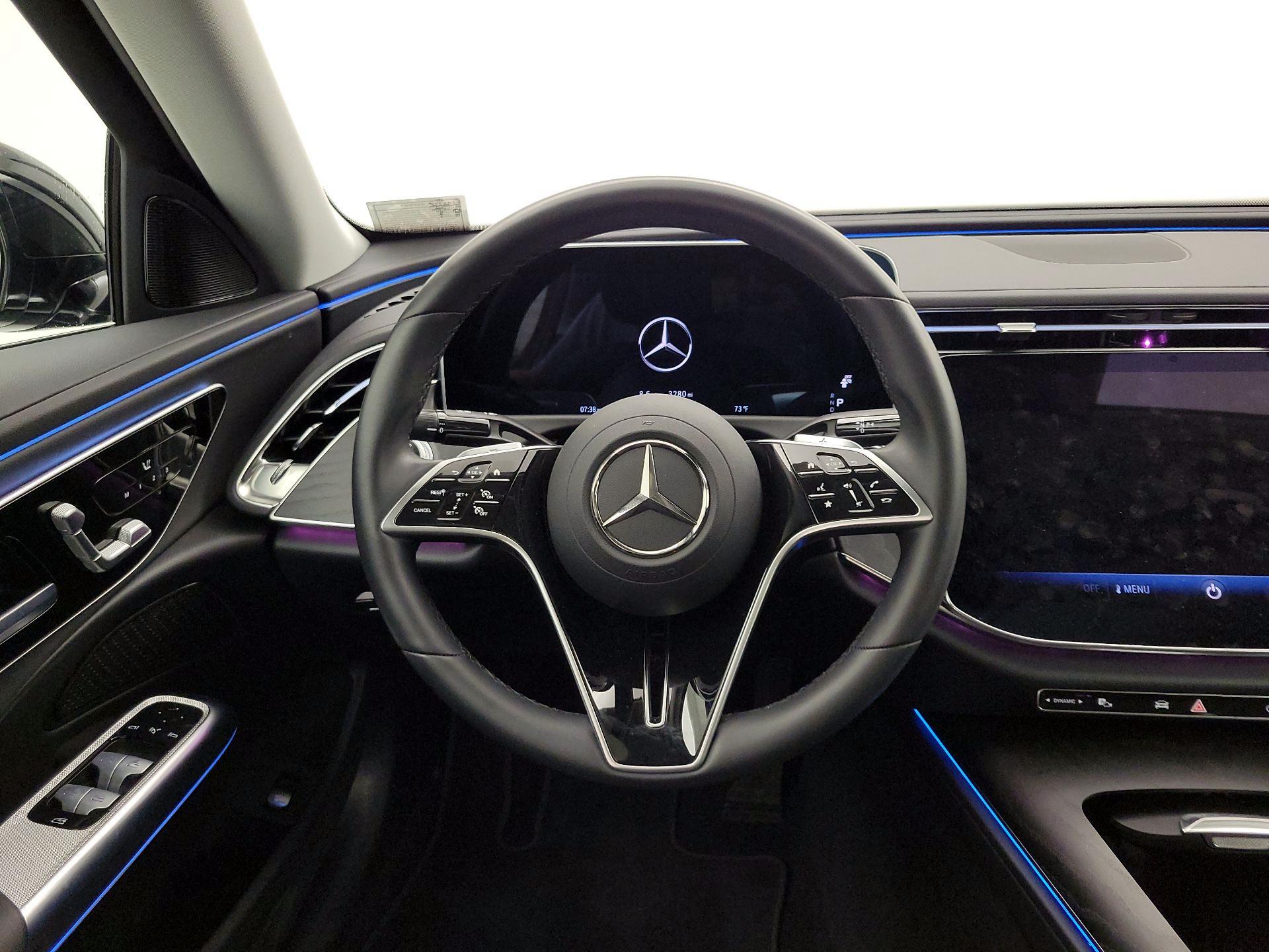 Thumbnail: 2024 Mercedes-Benz E-Class - 10