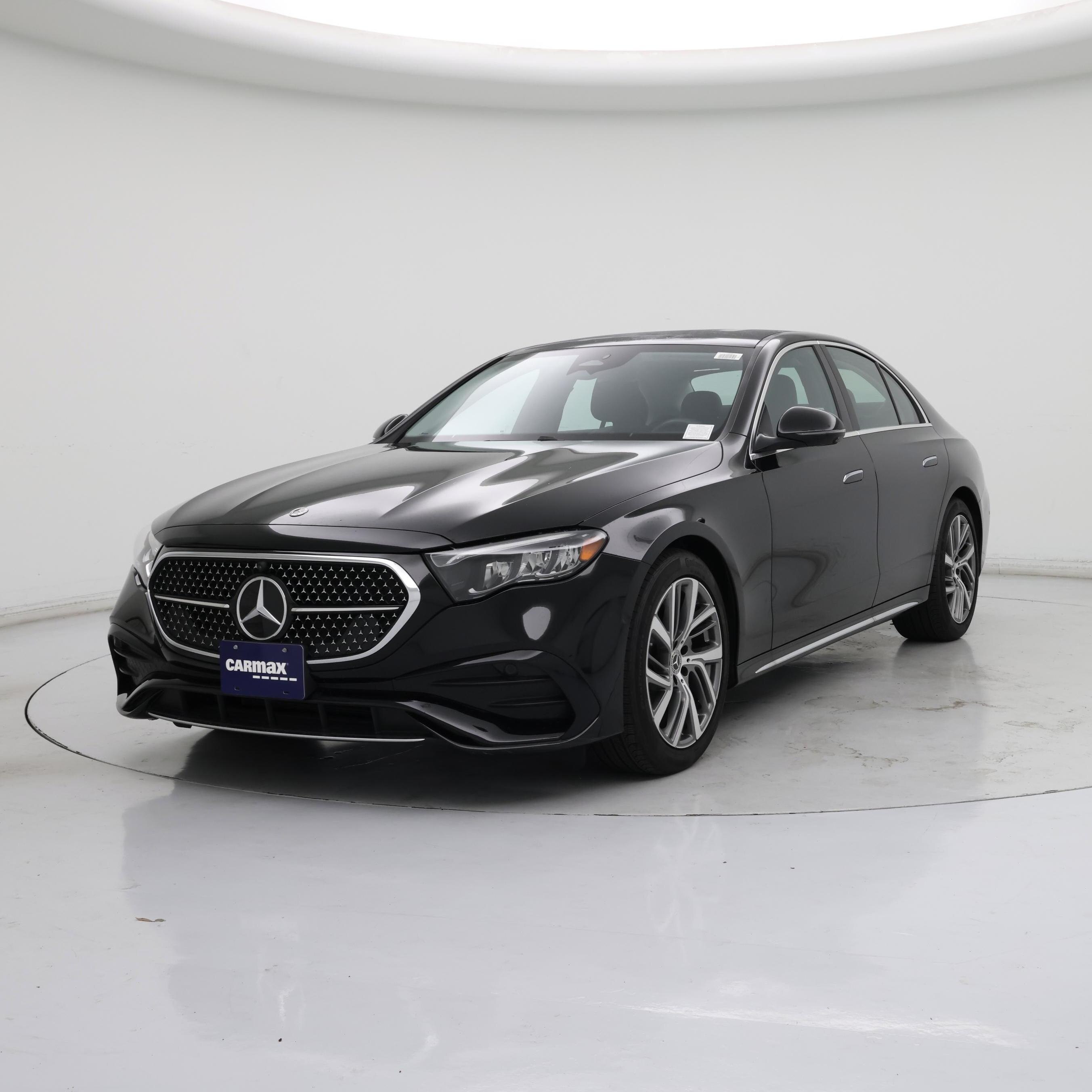 Thumbnail: 2024 Mercedes-Benz E-Class - 4