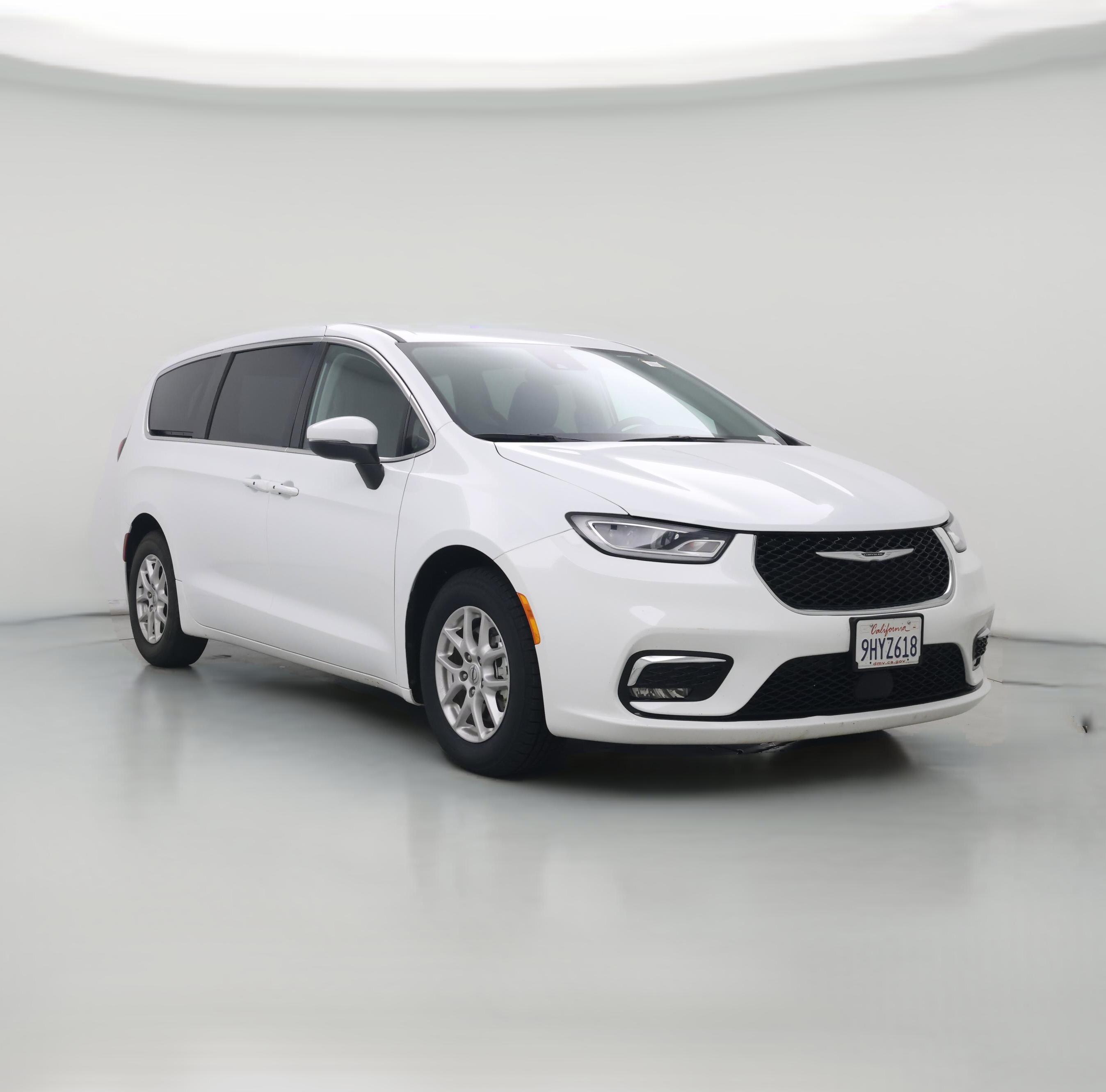 Thumbnail: 2023 Chrysler Pacifica - 1