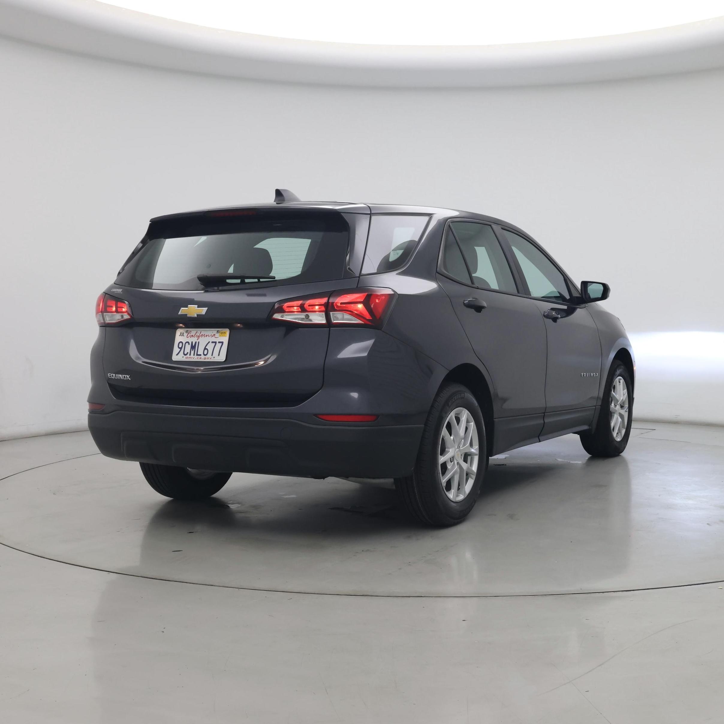 Thumbnail: 2022 Chevrolet Equinox - 8