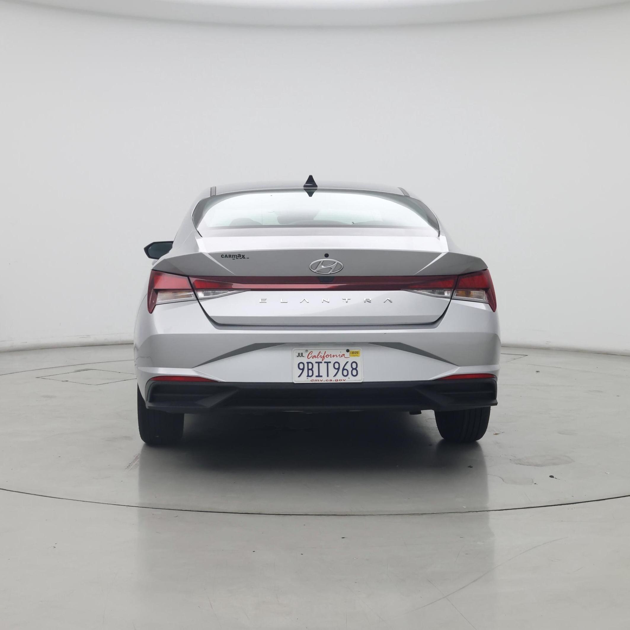 Thumbnail: 2022 Hyundai Elantra - 6