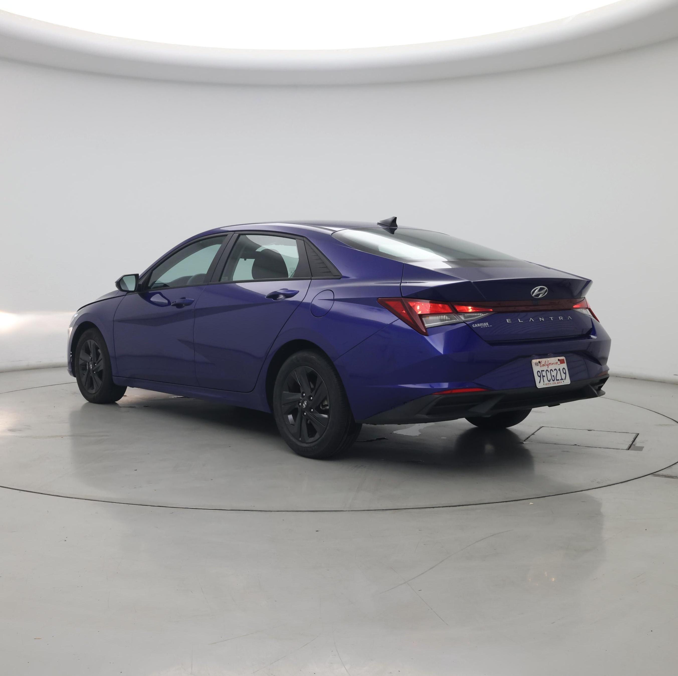 Thumbnail: 2023 Hyundai Elantra - 2