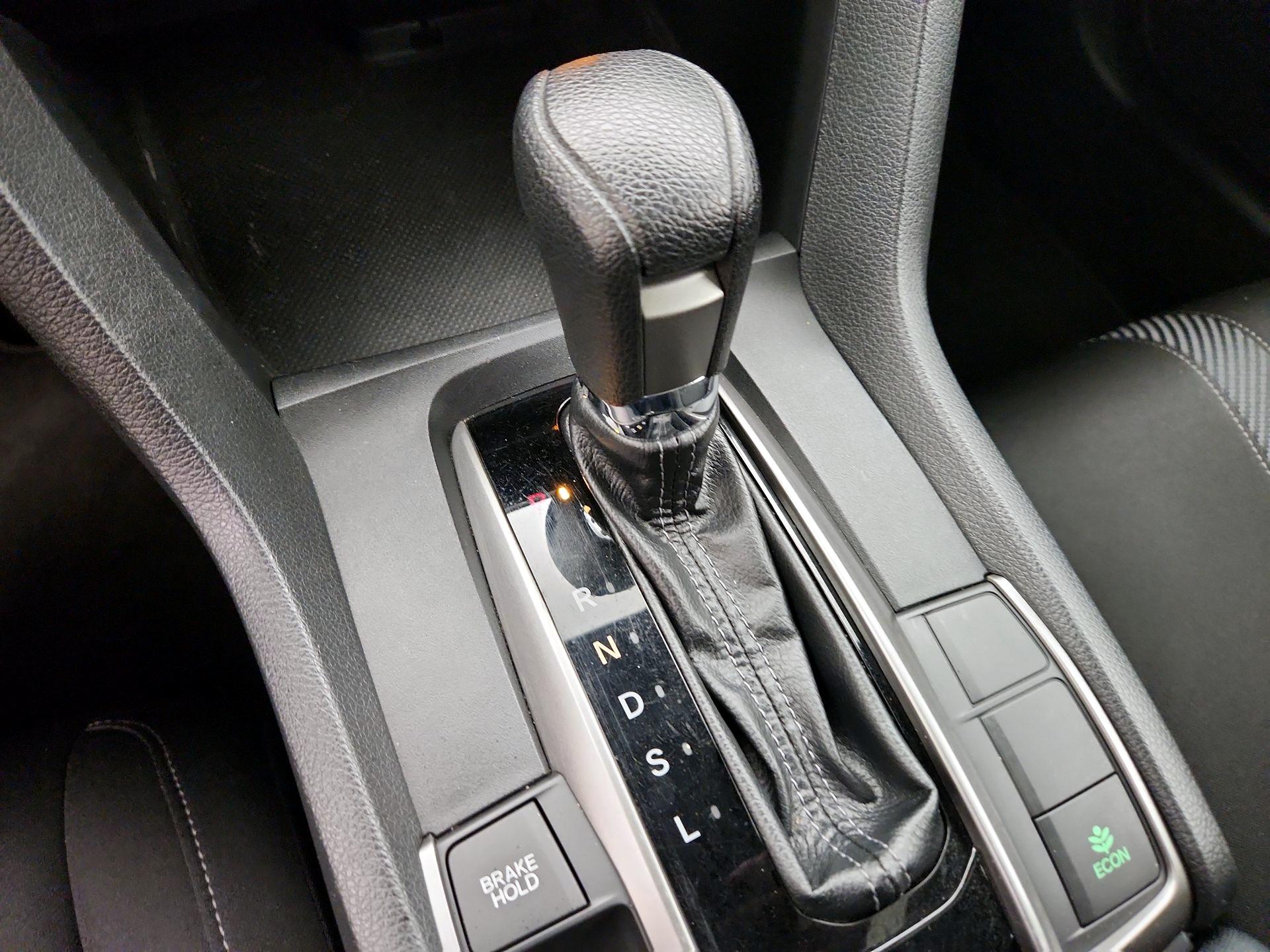 Thumbnail: 2019 Honda Civic - 17