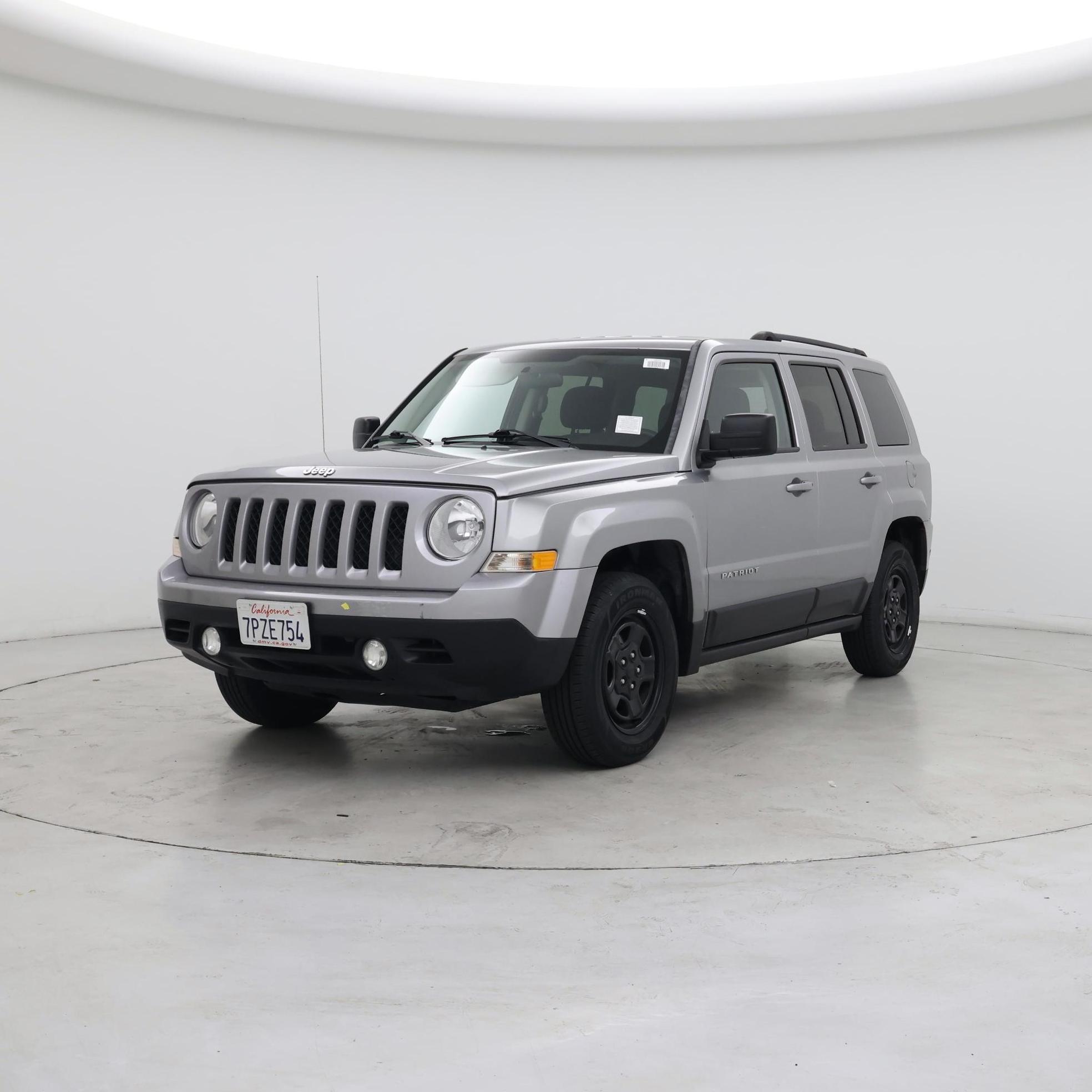 Thumbnail: 2015 Jeep Patriot - 4