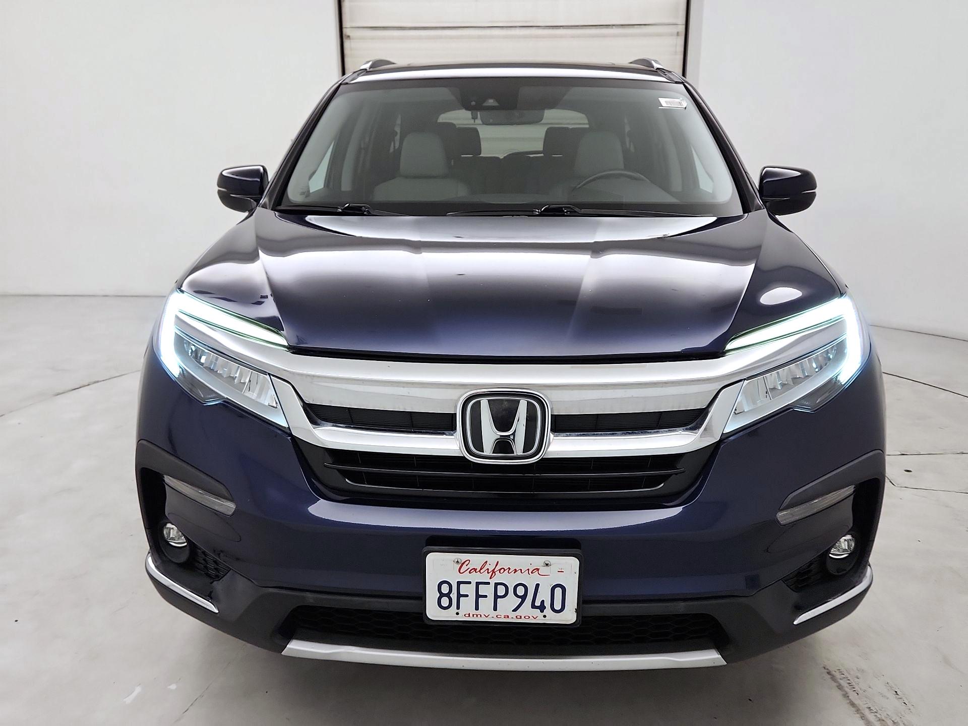 Thumbnail: 2019 Honda Pilot - 2