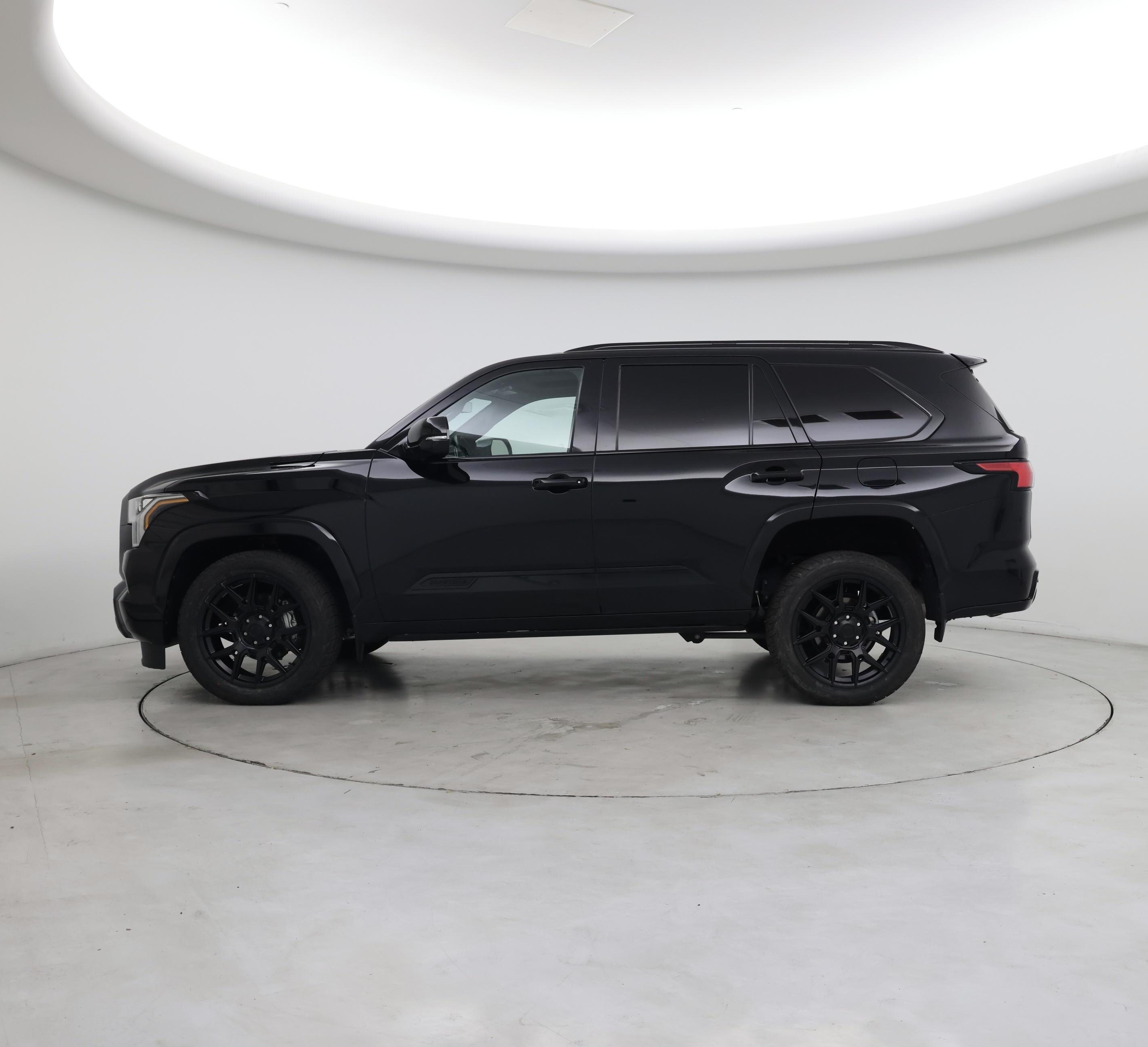 Thumbnail: 2023 Toyota Sequoia - 3