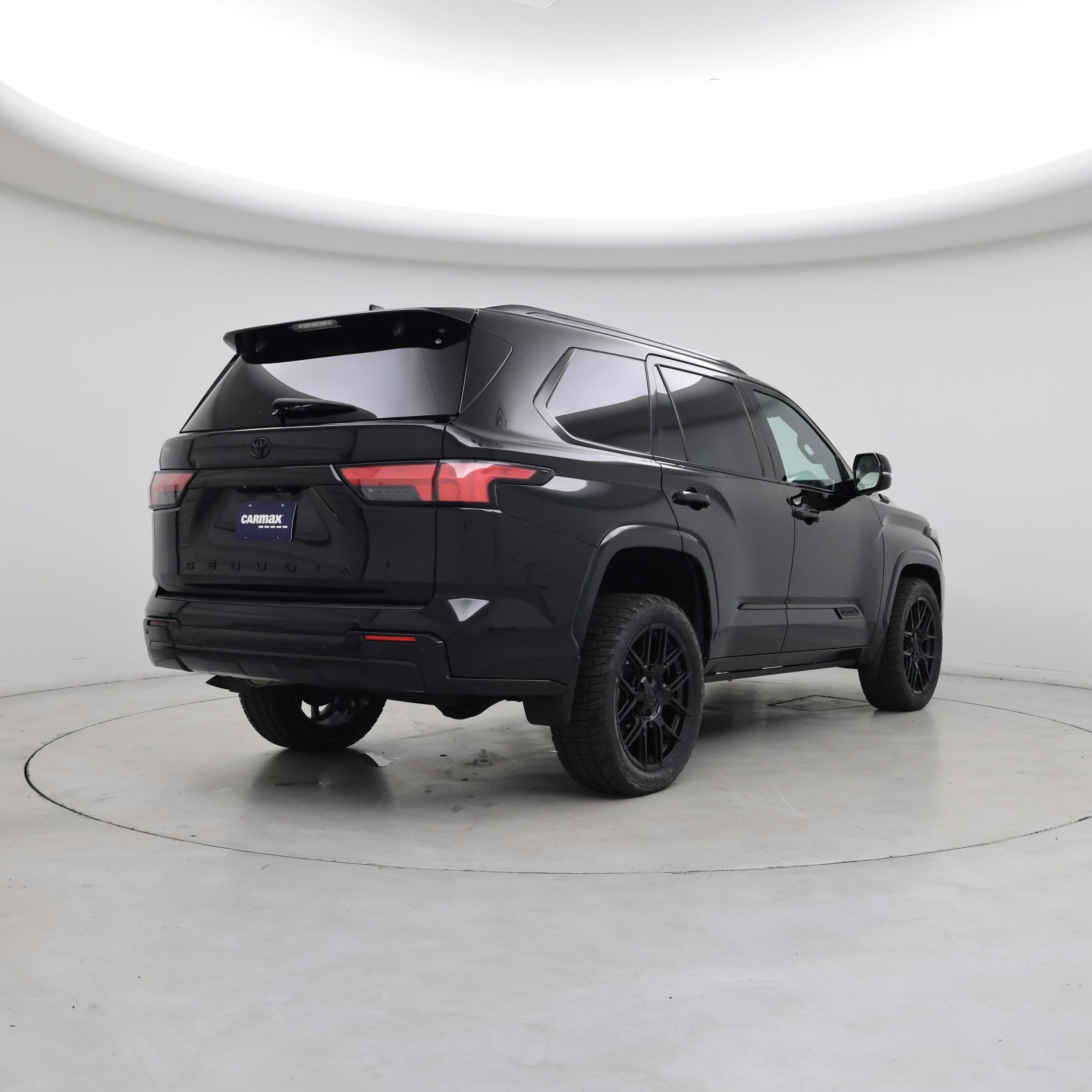 Thumbnail: 2023 Toyota Sequoia - 8