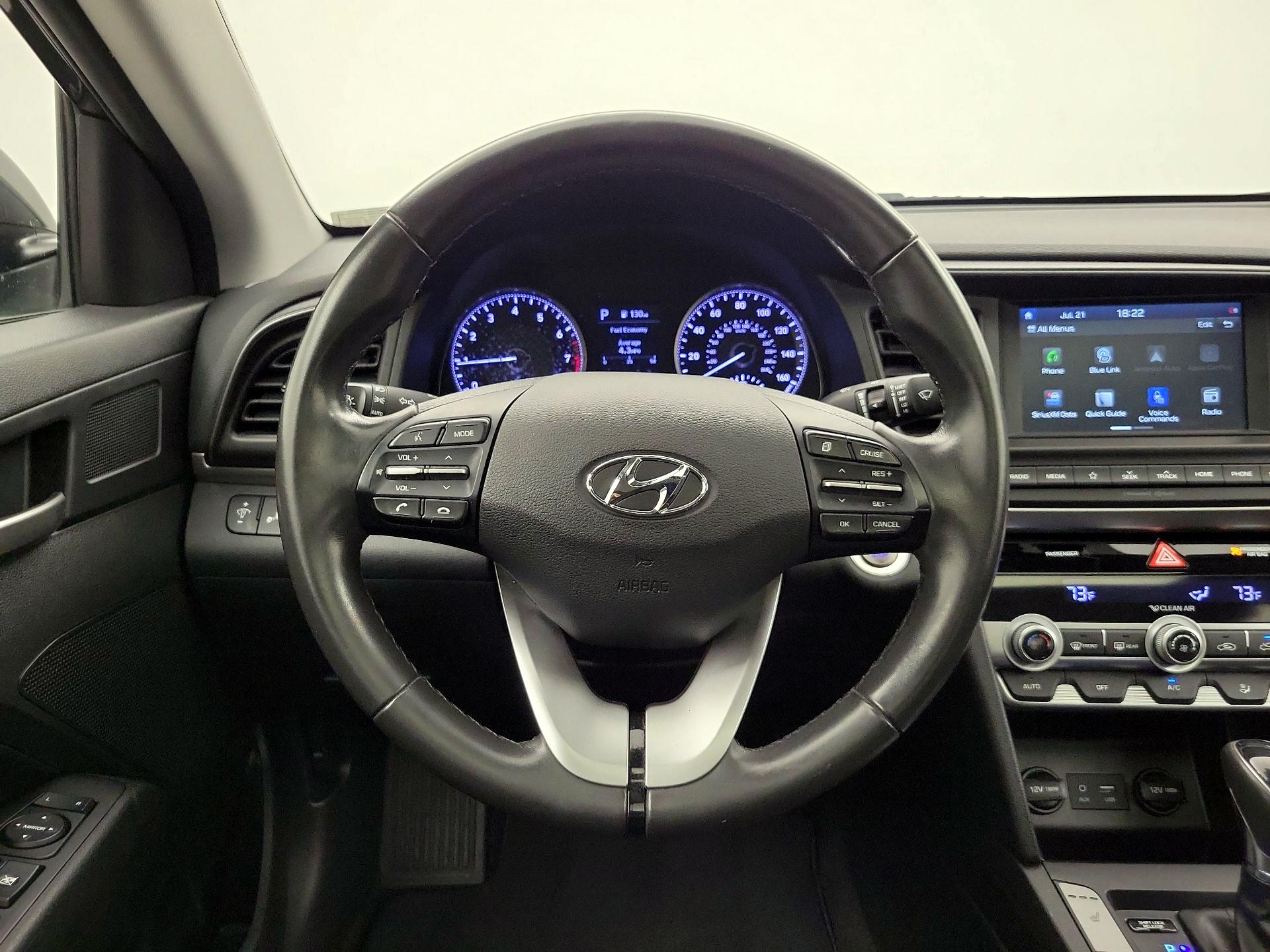 Thumbnail: 2020 Hyundai Elantra - 10