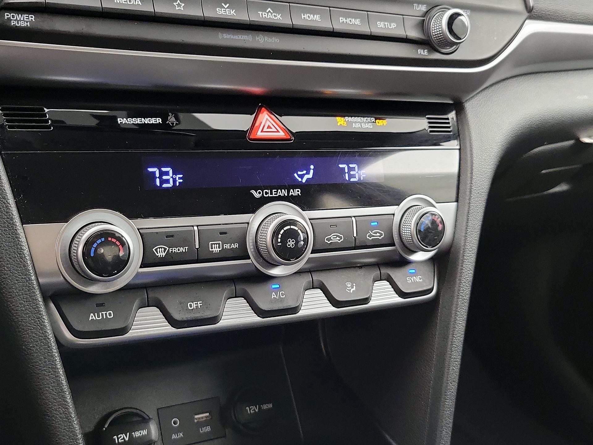 Thumbnail: 2020 Hyundai Elantra - 16
