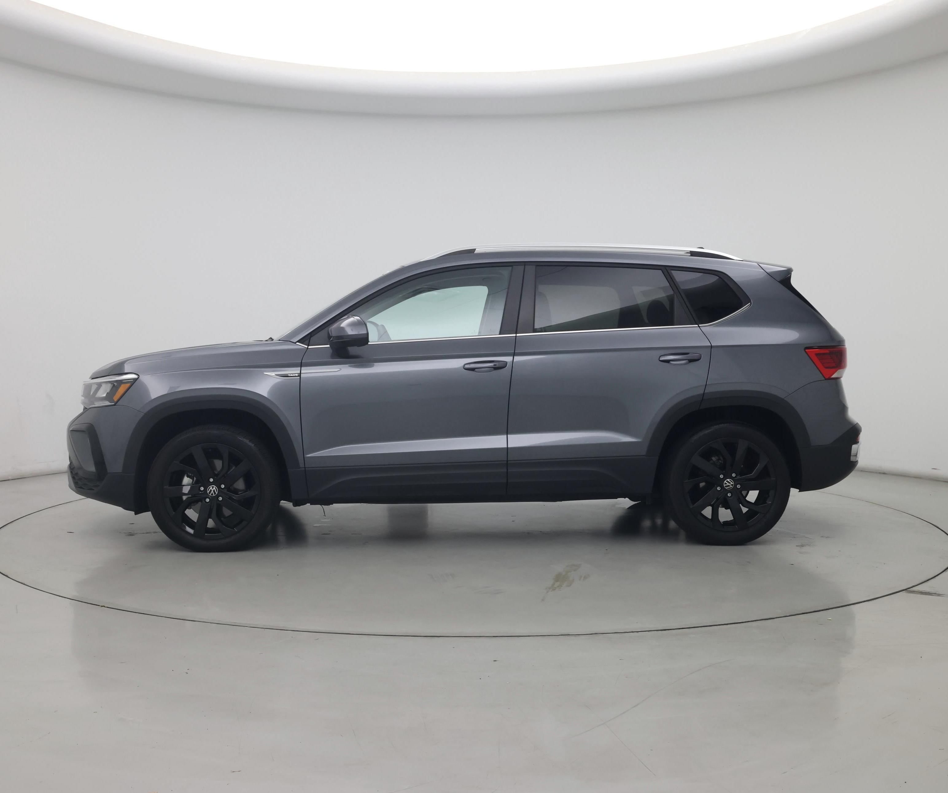 Thumbnail: 2022 Volkswagen Taos - 3