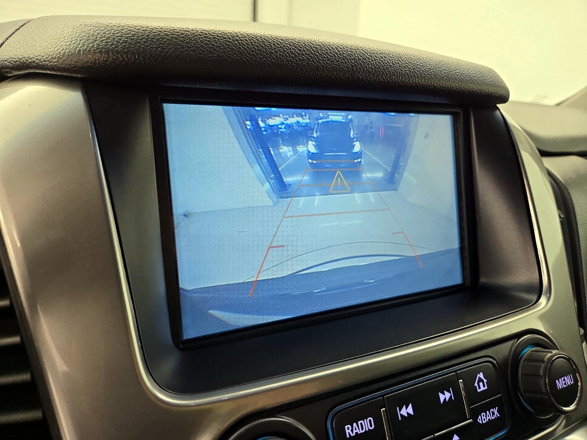 Thumbnail: 2019 Chevrolet Tahoe - 14