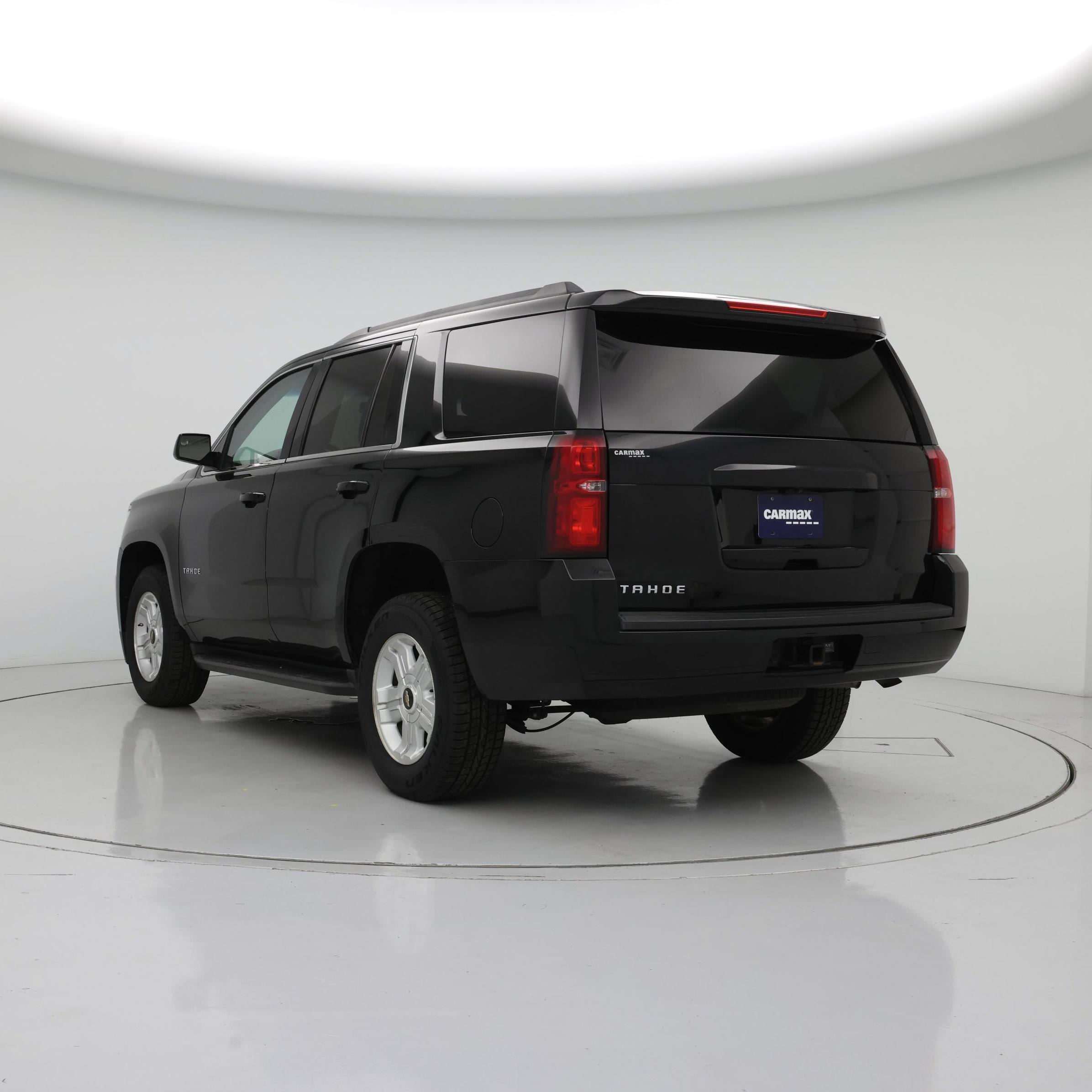 Thumbnail: 2019 Chevrolet Tahoe - 2