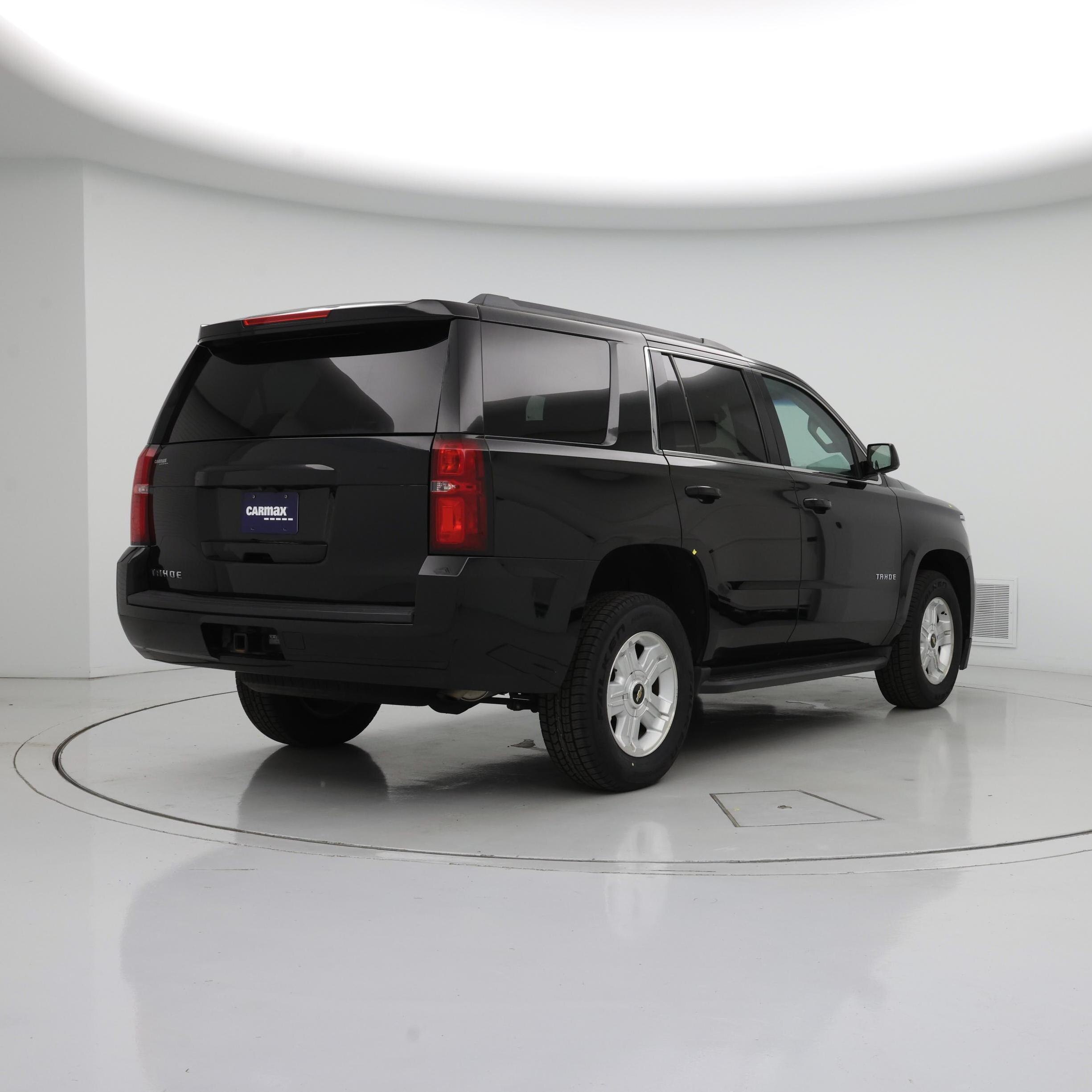 Thumbnail: 2019 Chevrolet Tahoe - 8