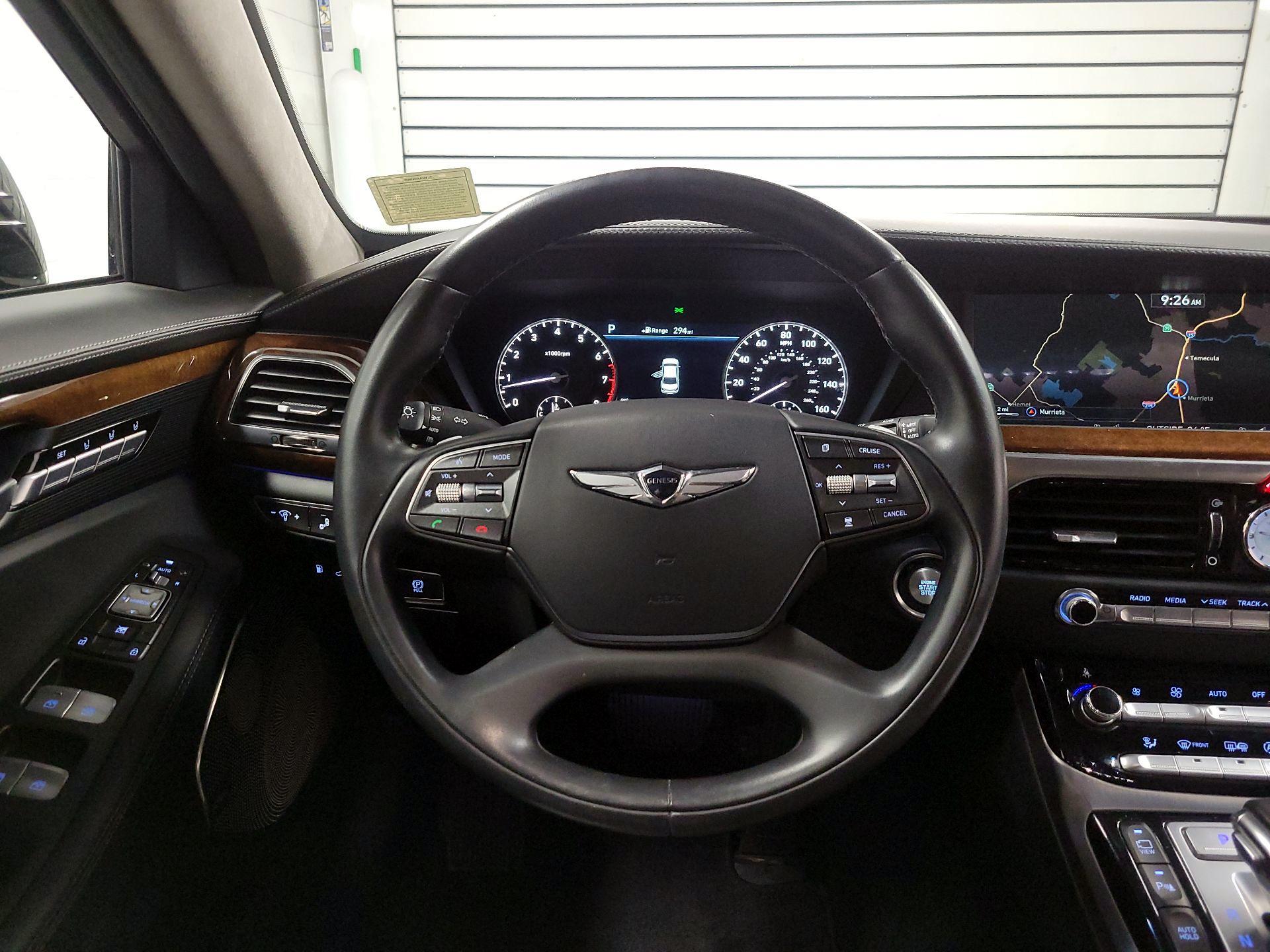 Thumbnail: 2019 Genesis G90 - 10